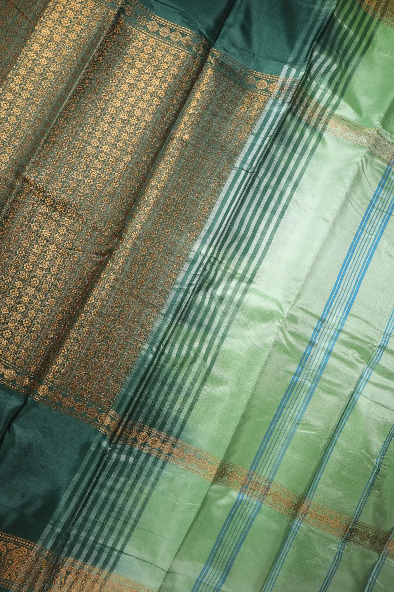 dark-green-elephant-ruthratcham-twenty-thousand-butta-banana-pith-silk-saree-bps000673-c