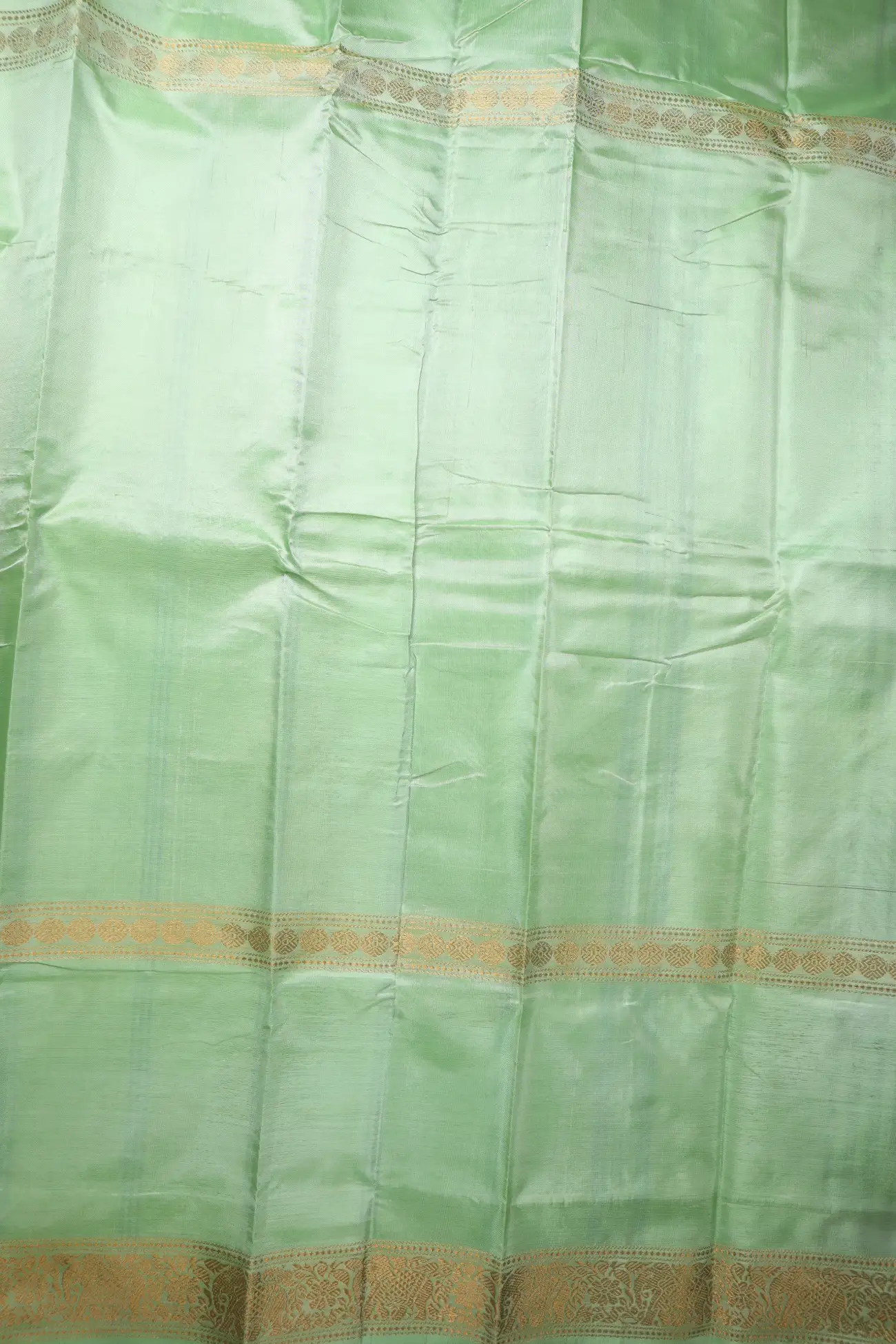 dark-green-elephant-ruthratcham-twenty-thousand-butta-banana-pith-silk-saree-bps000673-d