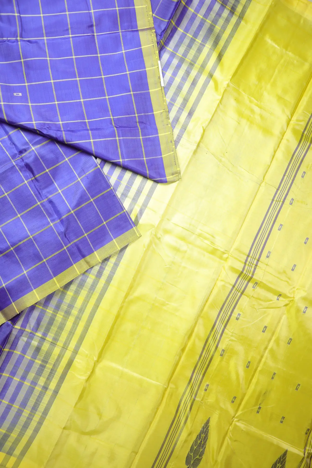 indigo-checked-banana-pith-silk-saree-bps000647-b