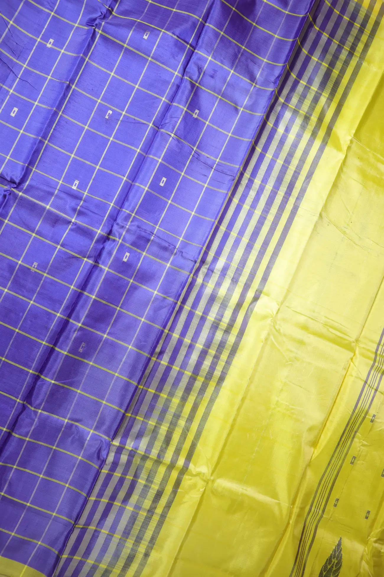 indigo-checked-banana-pith-silk-saree-bps000647-c