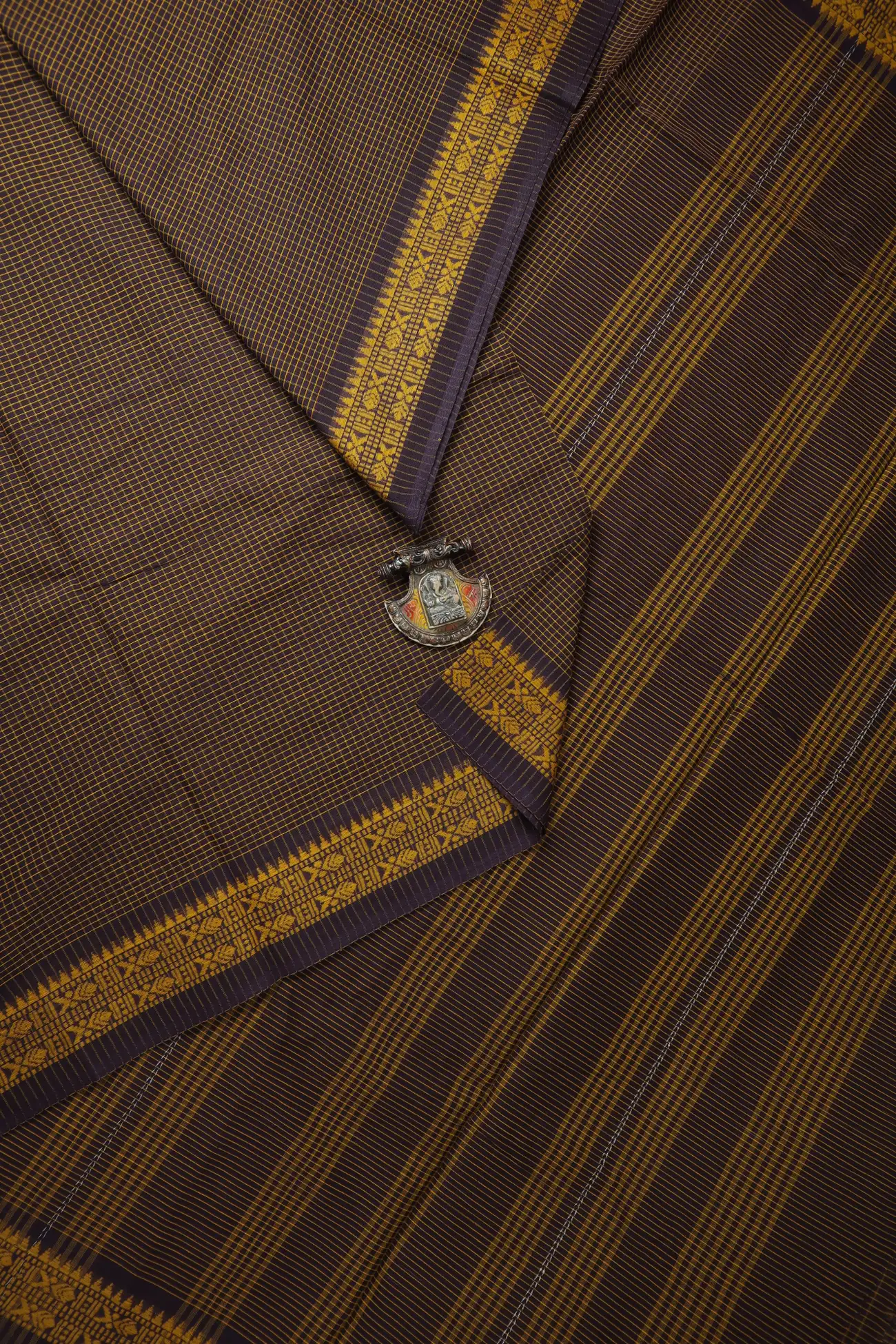 coffee-brown-fish-begumpuri-saree-kv001513-a