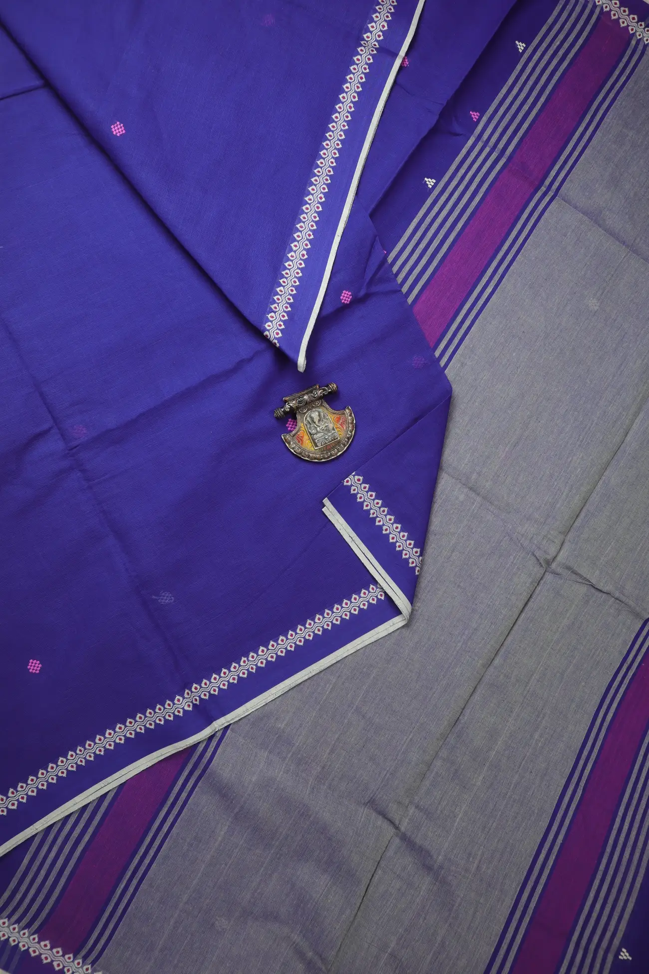blue-flower-begumpuri-saree-kv001496-a