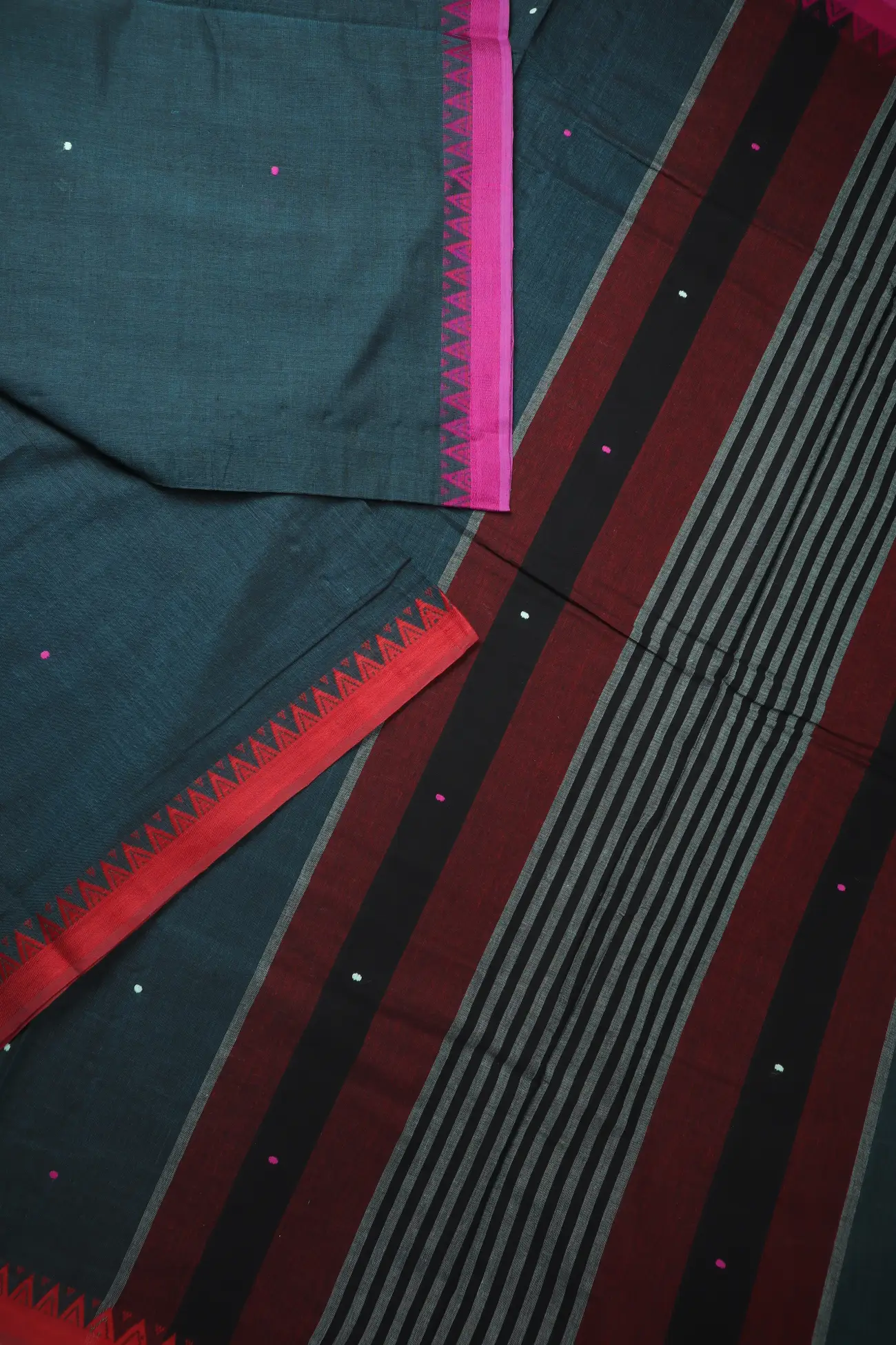 teal-temple-begumpuri-saree-kv001510-b