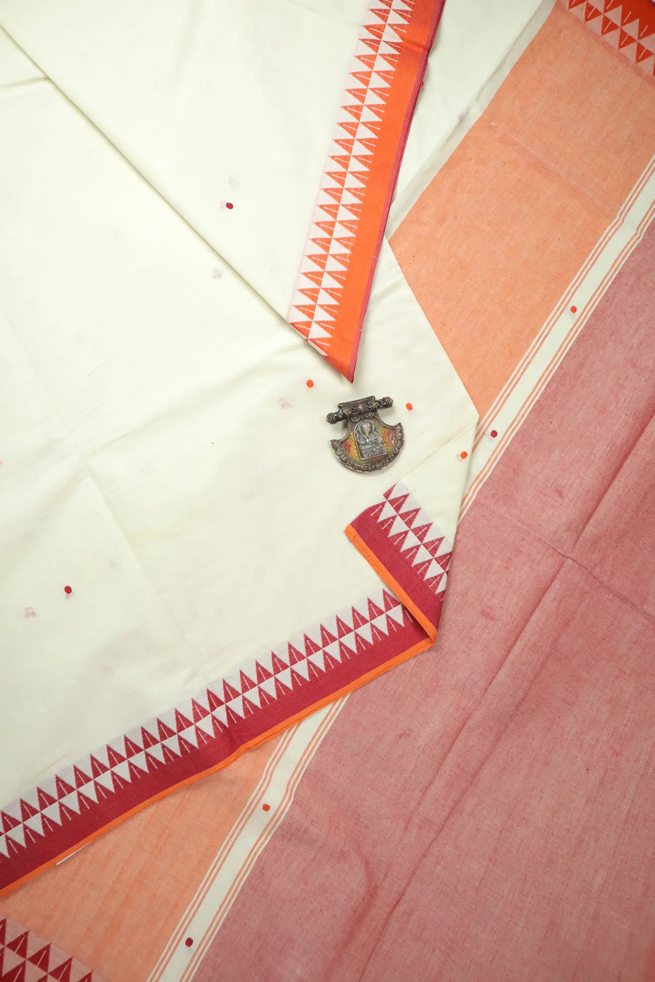 white-temple-begumpuri-saree-kv001499-a