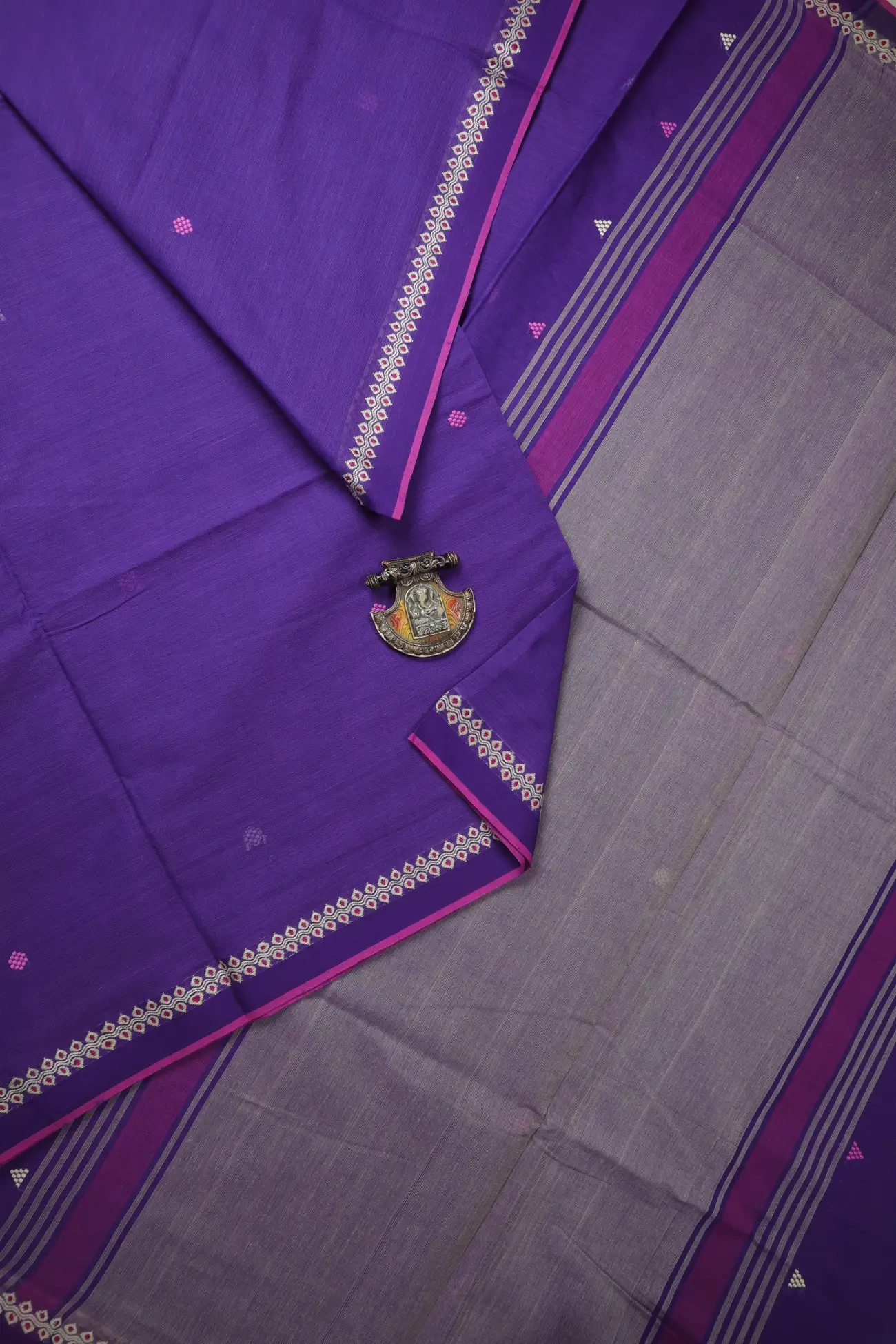 purple-flower-begumpuri-saree-kv001508-a