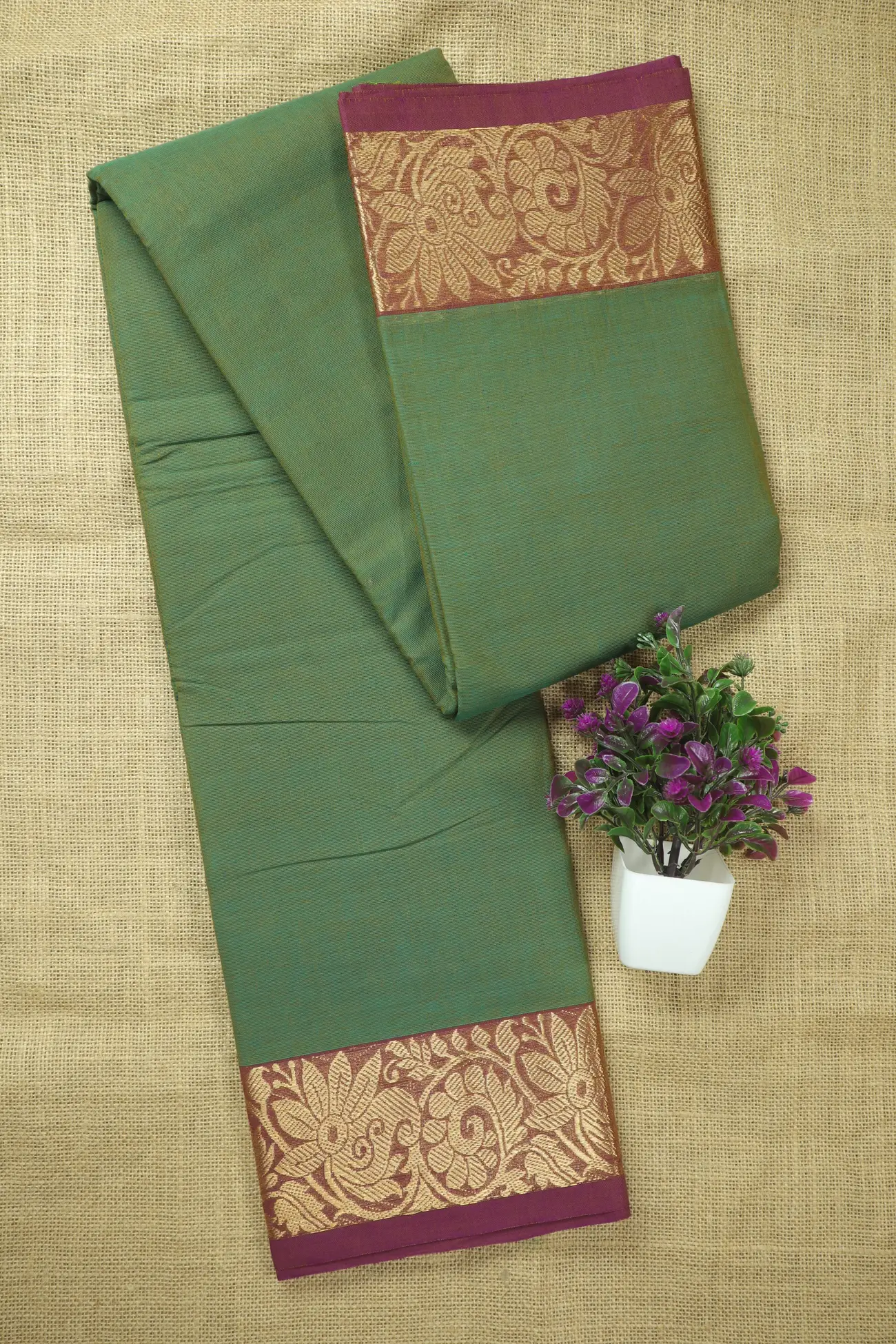 green-flower-malarkodi-saree-mk008426-a