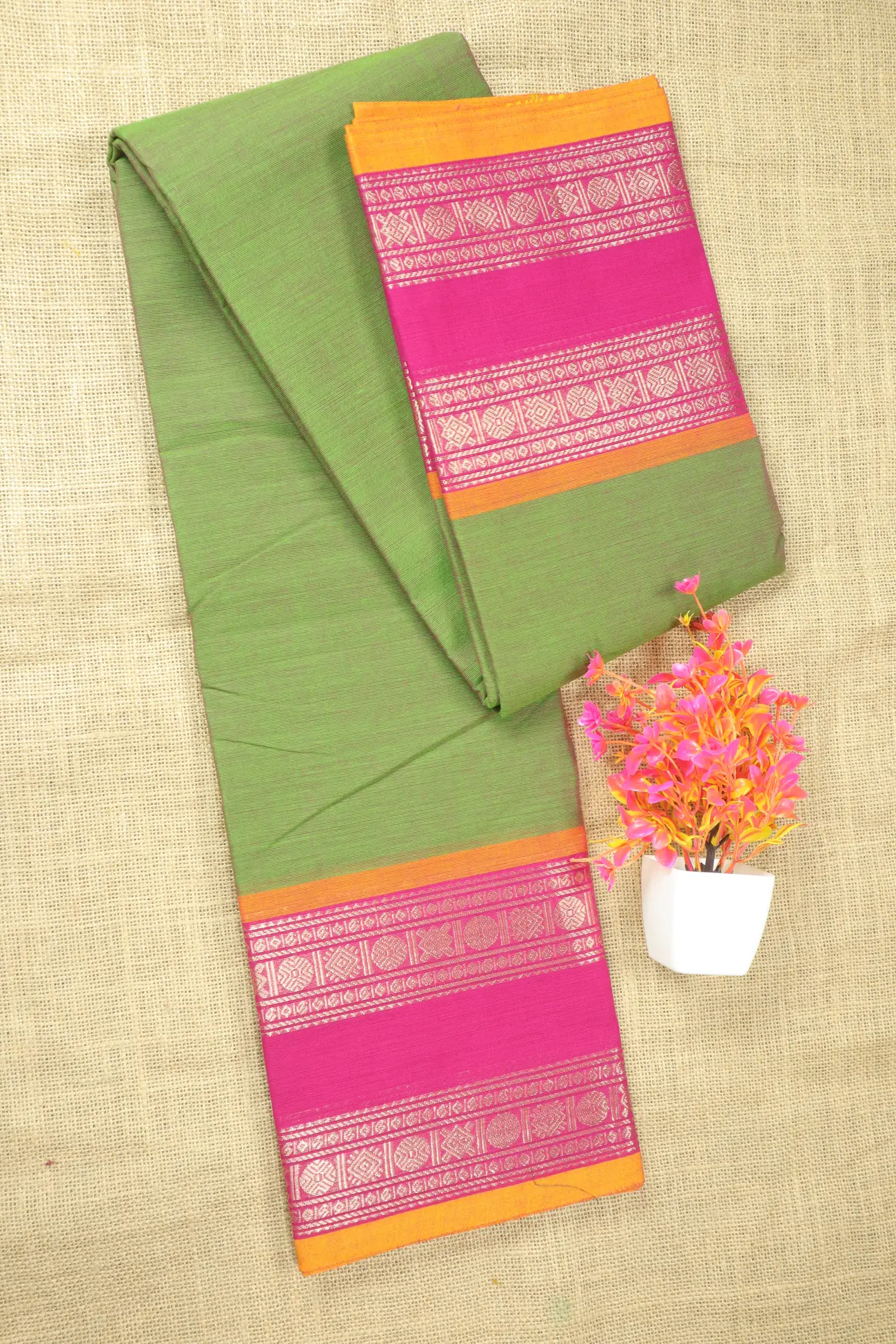 light-green-rettai-pettu-ruthratcham-malarkodi-saree-mk008442-a
