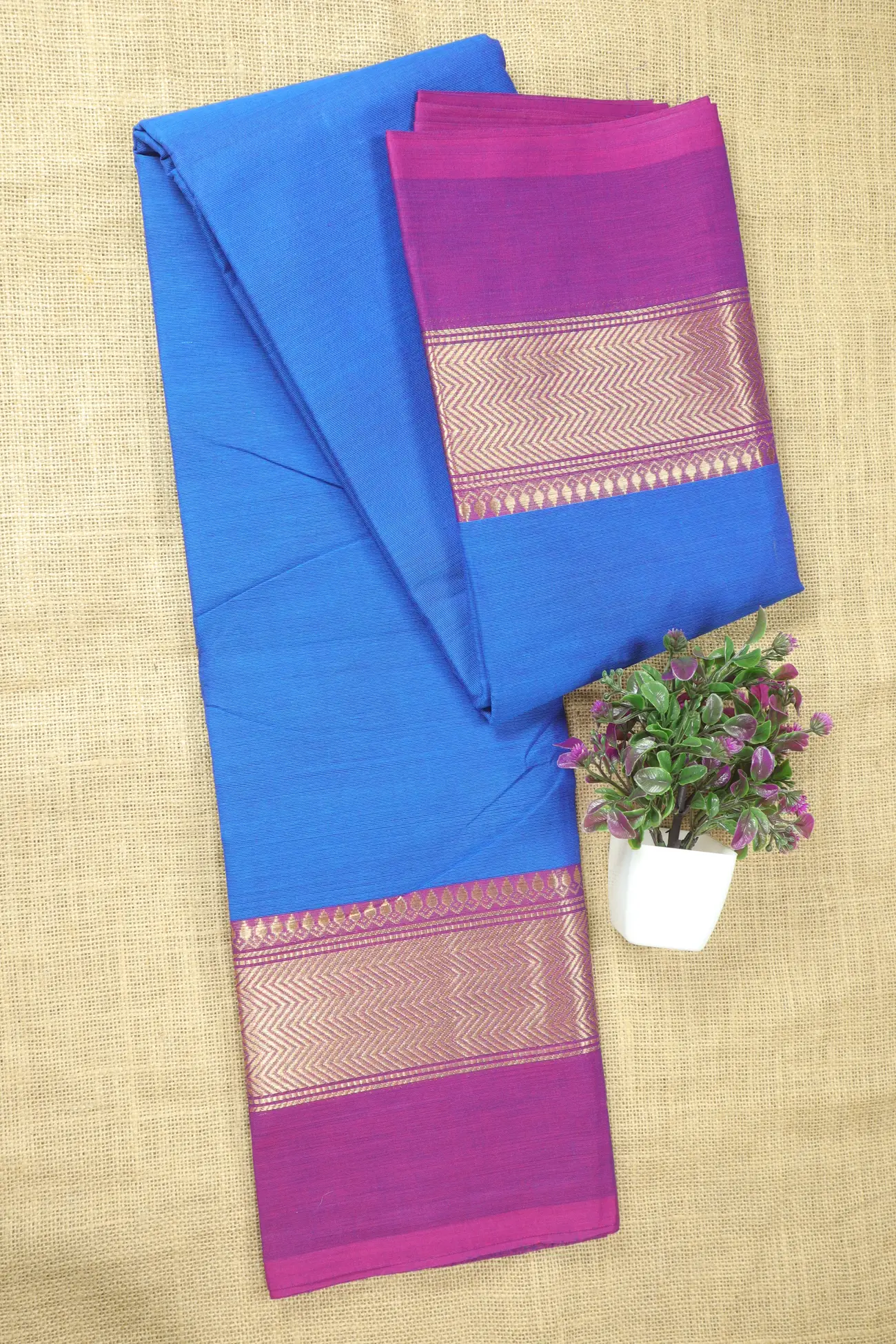 blue-zigzag-malarkodi-saree-mk008390-a