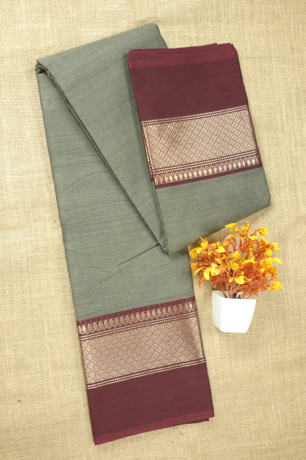 grey-leaf-malarkodi-saree-mk008441-a