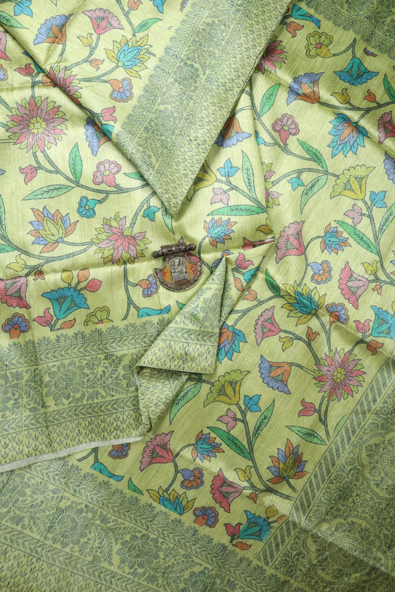 ivory-fan-flower-leaf-fancy-saree-fs000002-a