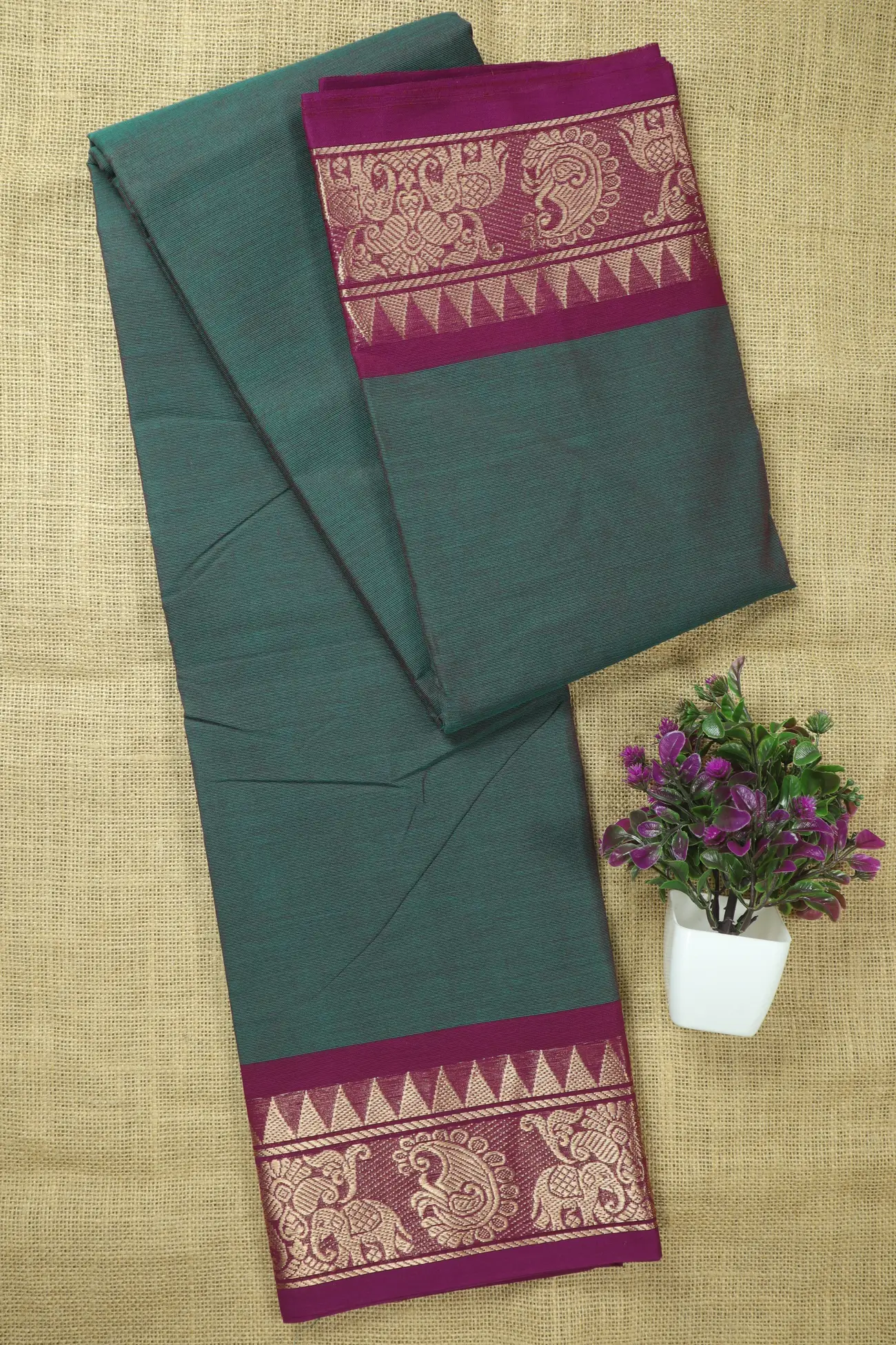 teal-temple-elephant-malarkodi-saree-mk008417-a