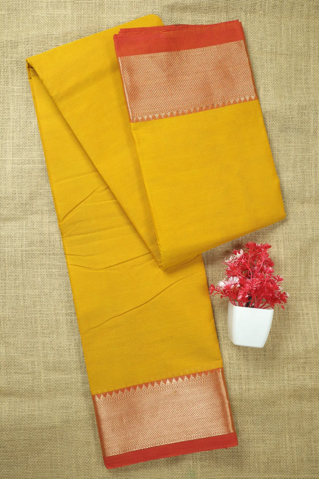 mango-yellow-temple-bavanji-border-malarkodi-saree-mk008449-a
