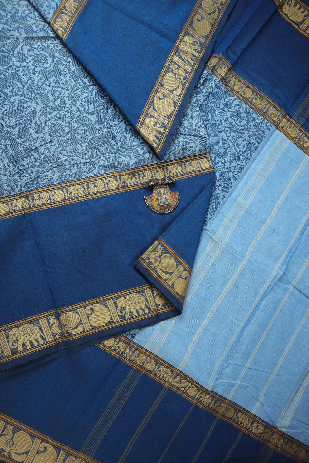 blue-vanasingaram-kanchi-cotton-saree-uu005761-a