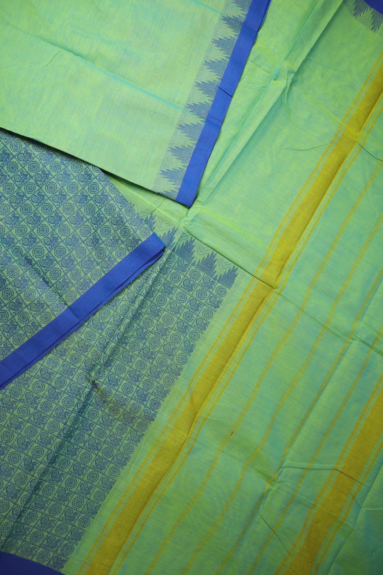 light-green-peacock-ruthratcham-kanchi-cotton-saree-uu005758-b