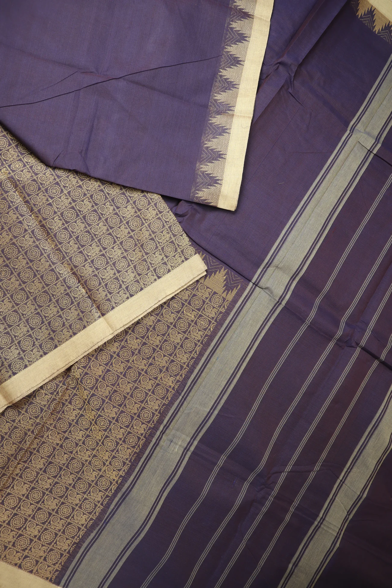 jamun-ruthratcham-peacock-kanchi-cotton-saree-uu005760-b