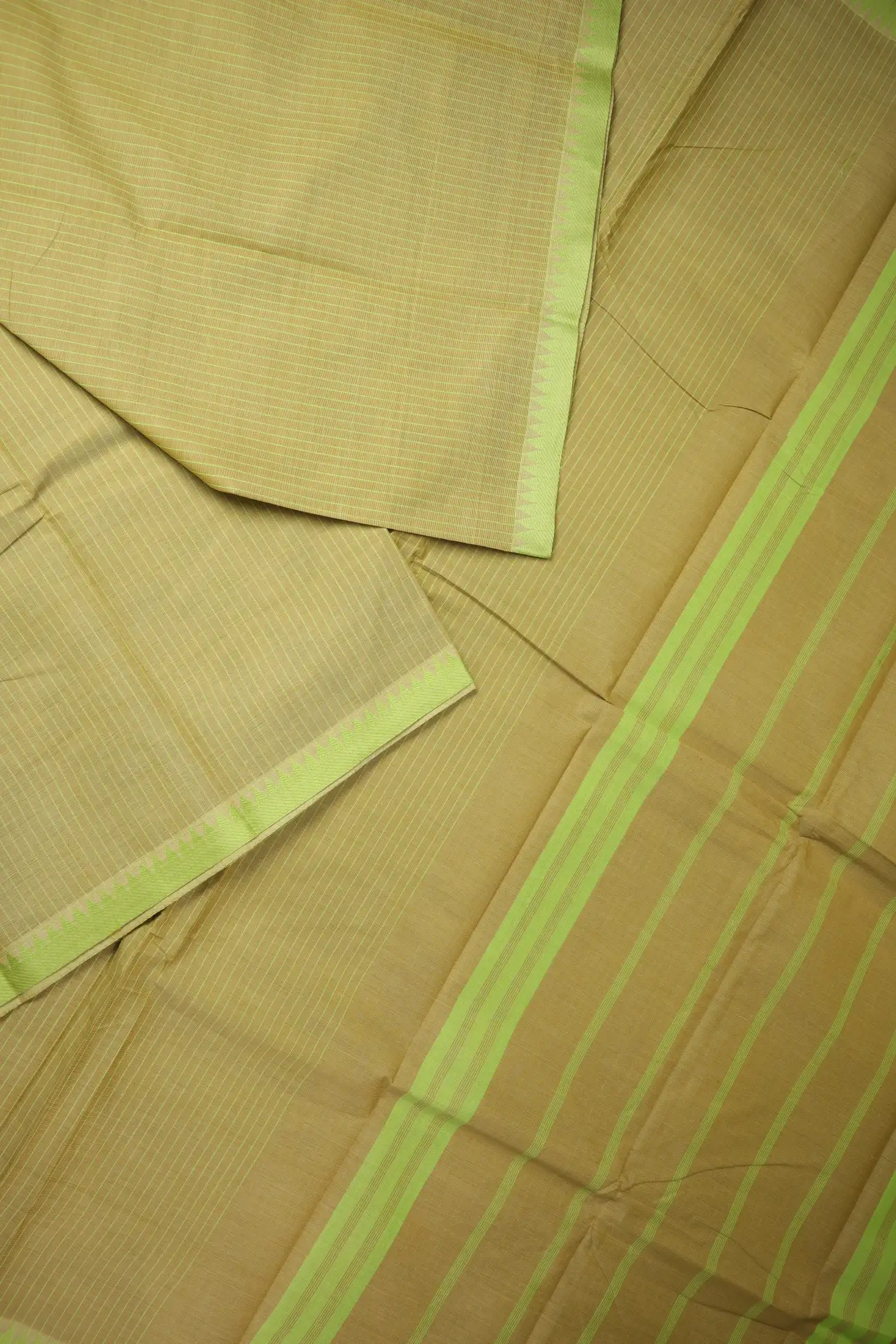 wheat-temple-checked-saree-ck002866-b