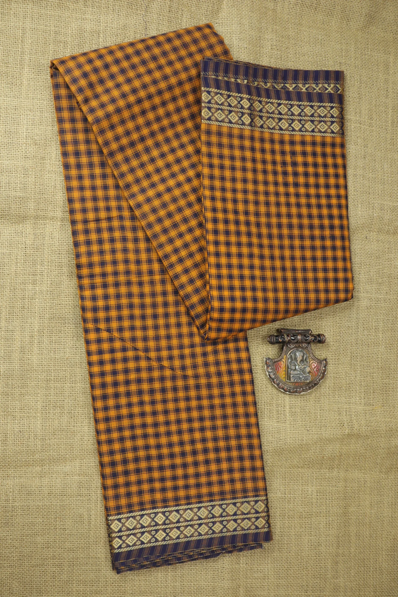 navy-diamoned-checked-saree-ck002879-a