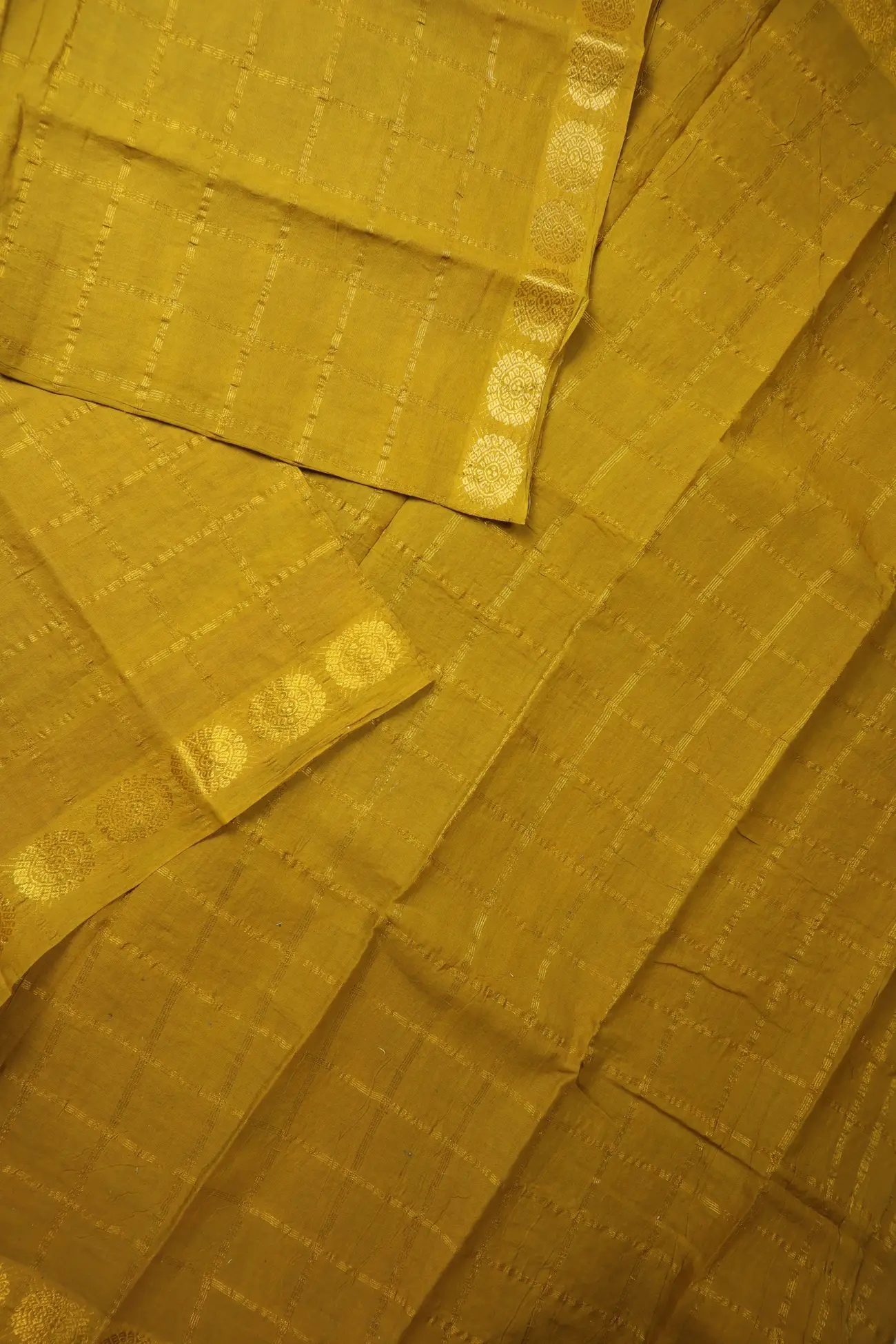 brown-kamalam-butta-madurai-sungudi-saree-ss006698-b
