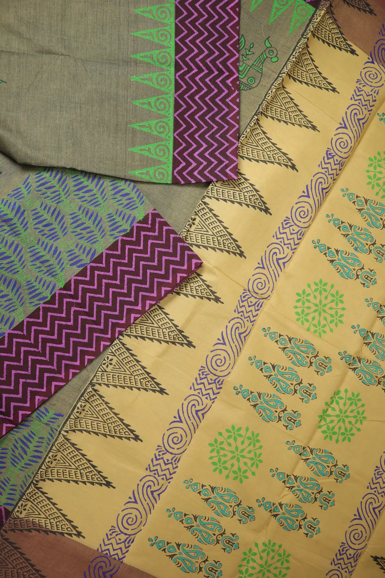 dim-gray-leaf-zigzag-chettinad-printed-saree-cp000123-b