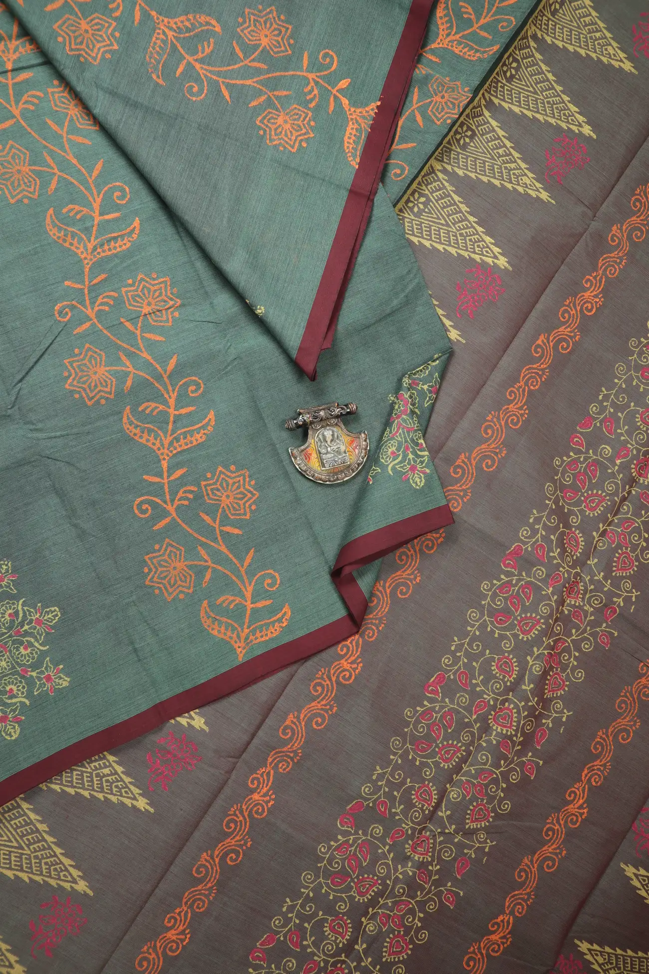 dark-gray-flower-chettinad-printed-saree-cp000133-a