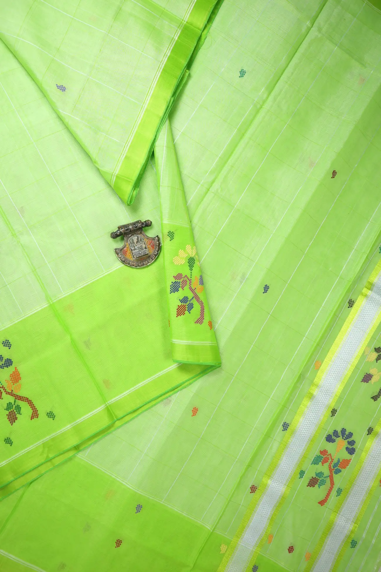 light-pink-flower-chedi-butta-saree-cb000520-a