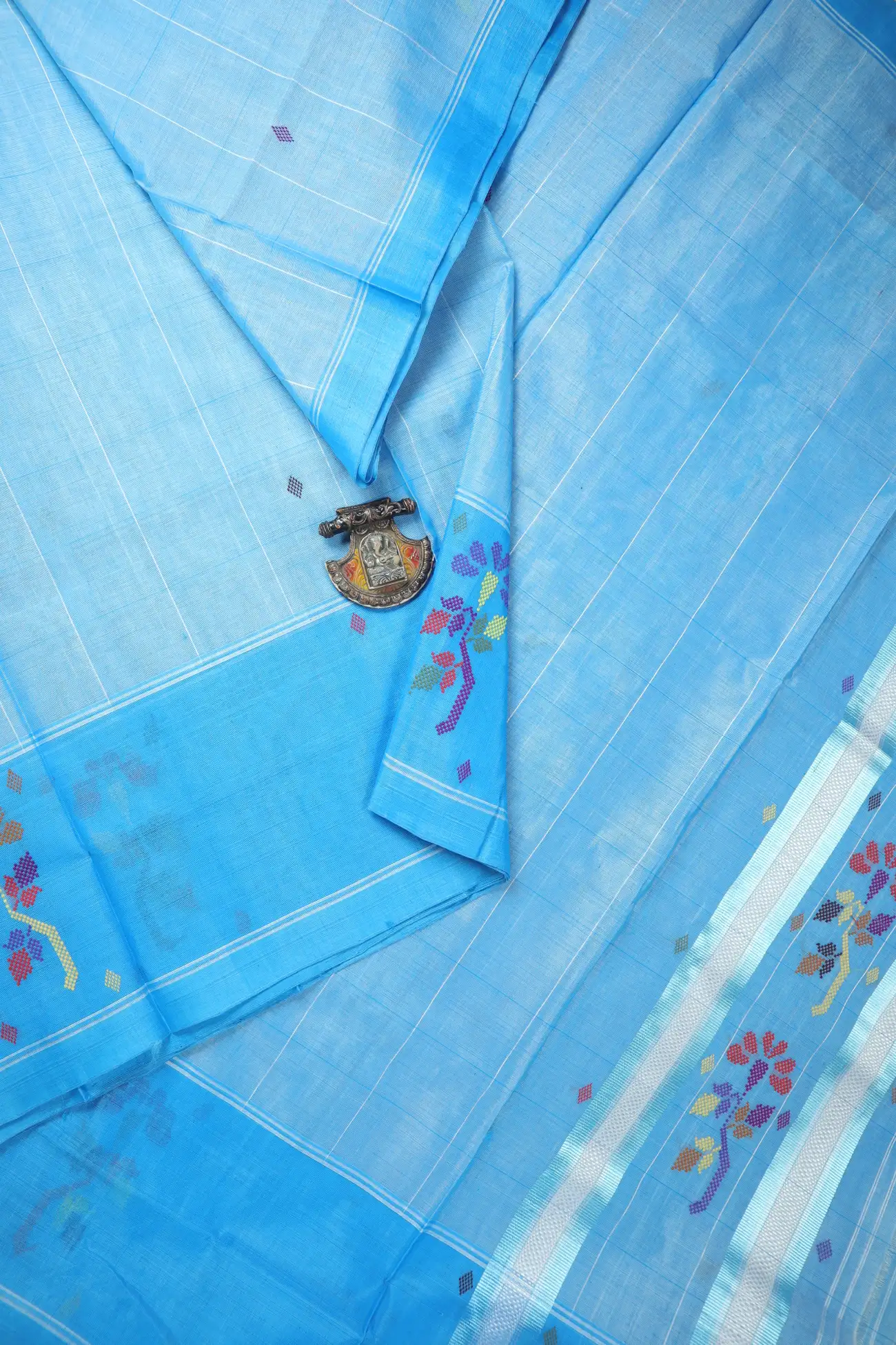 sky-blue-flower-chedi-butta-saree-cb000543-a