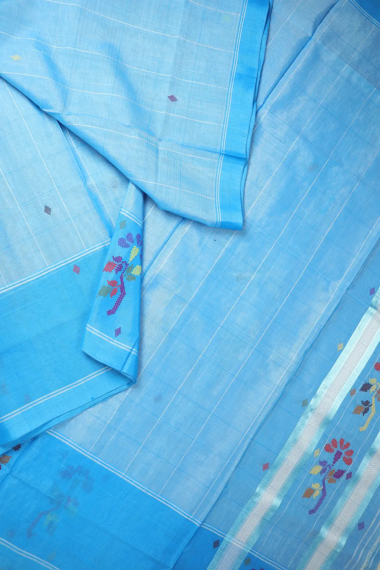 sky-blue-flower-chedi-butta-saree-cb000543-b