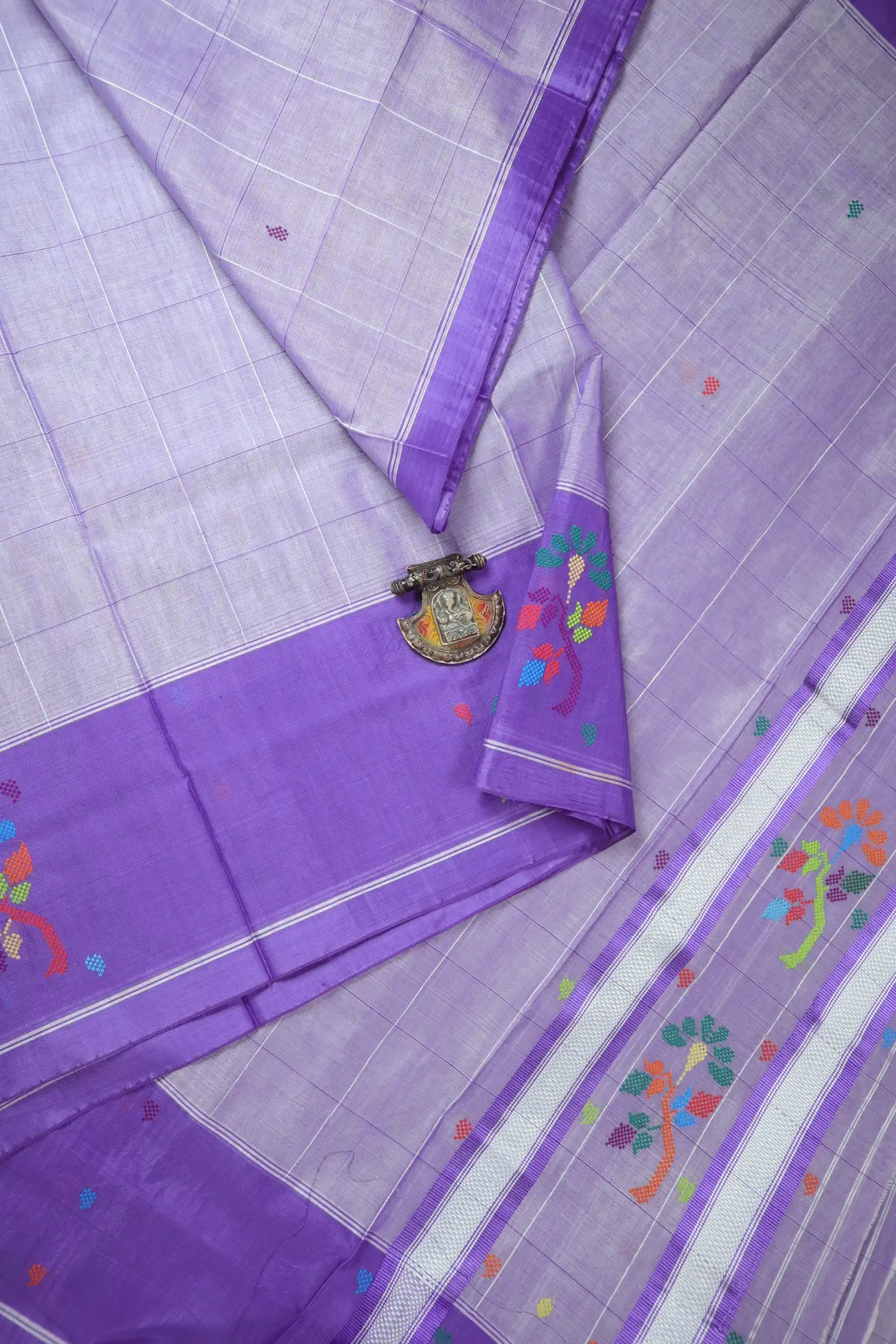 medium-purple-flower-chedi-butta-saree-cb000538-a