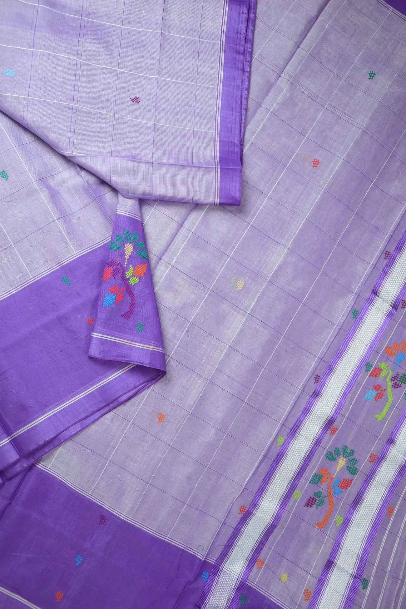 medium-purple-flower-chedi-butta-saree-cb000538-b