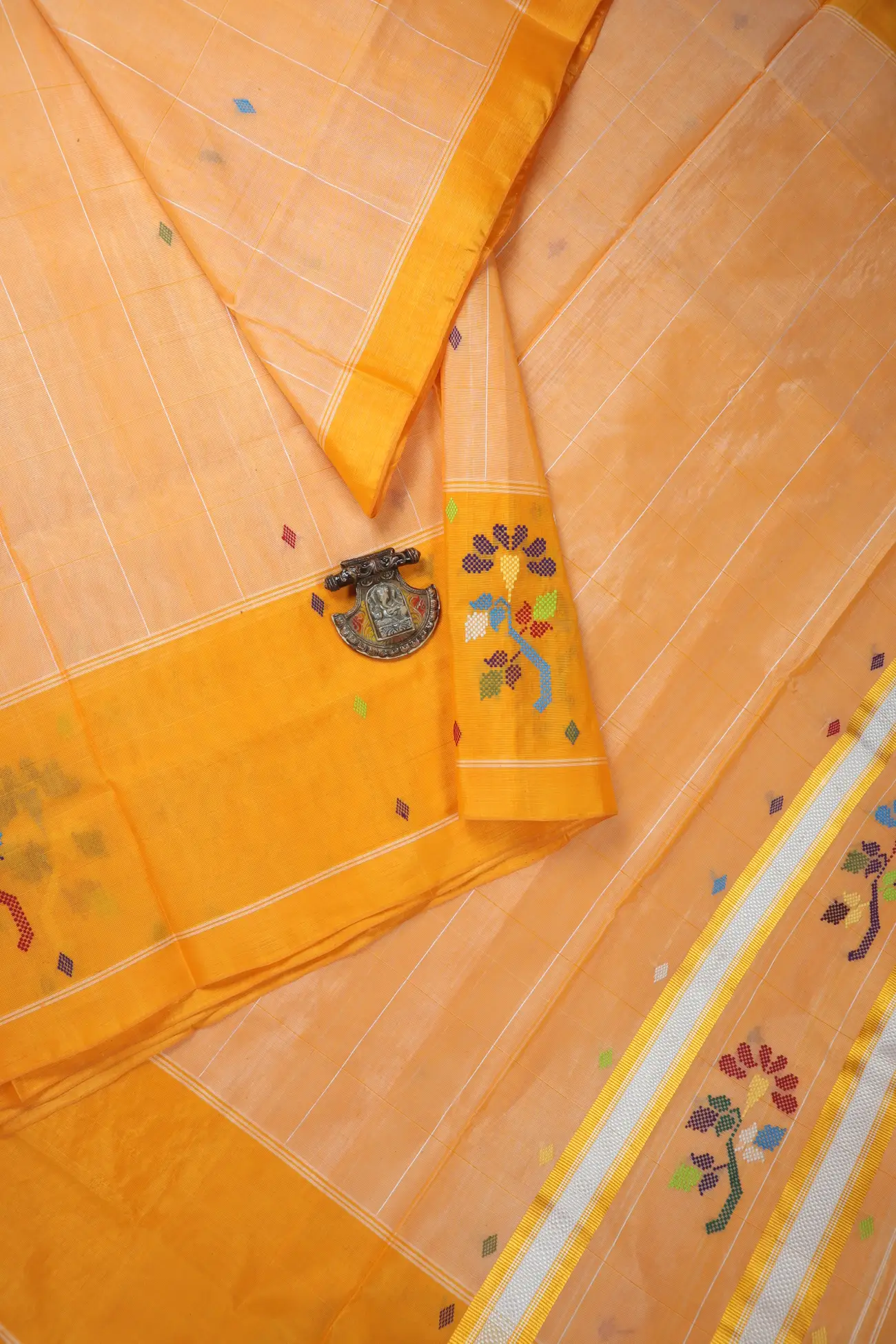 orange-flower-chedi-butta-saree-cb000522-a