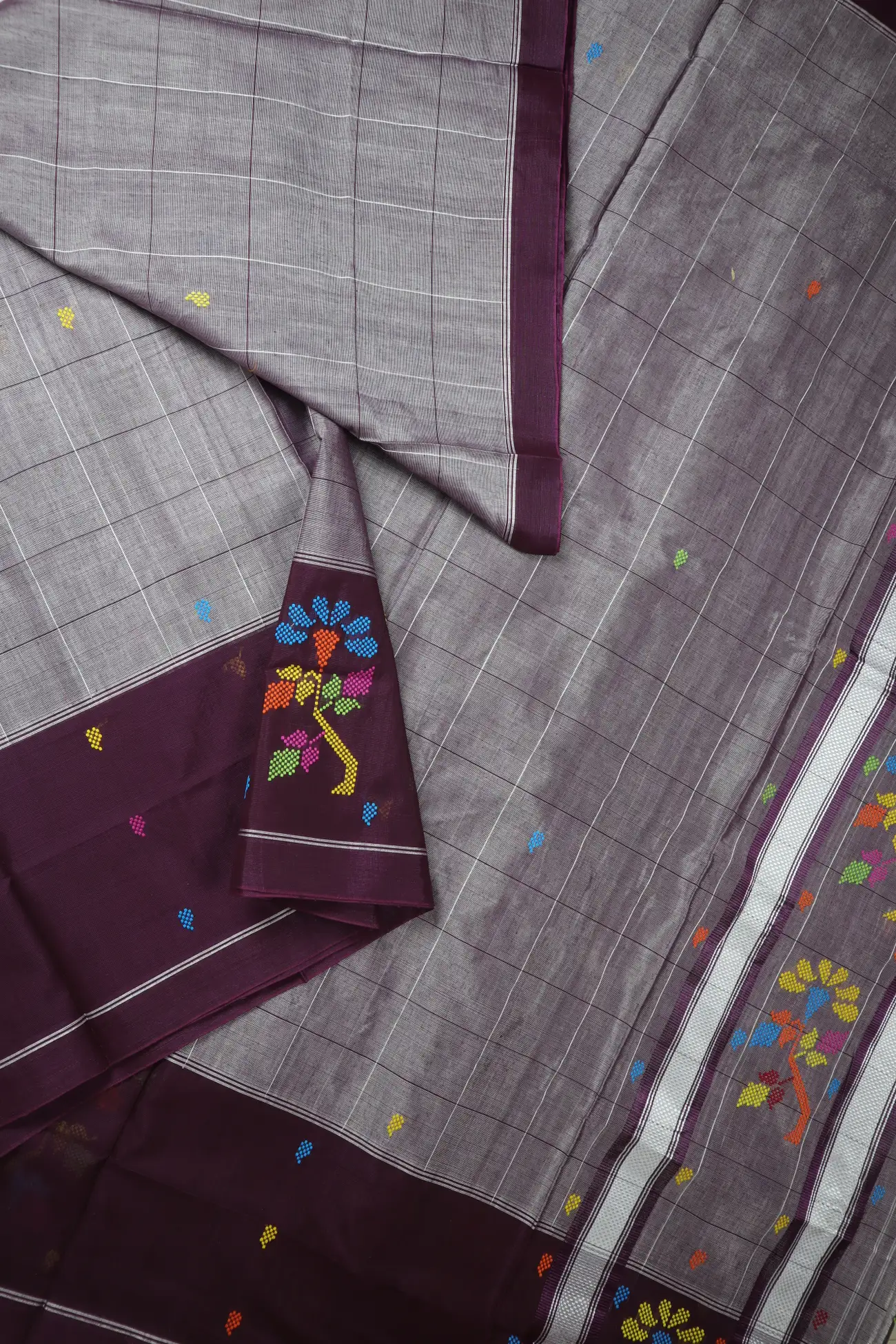 dark-magenta-flower-chedi-butta-saree-cb000524-b