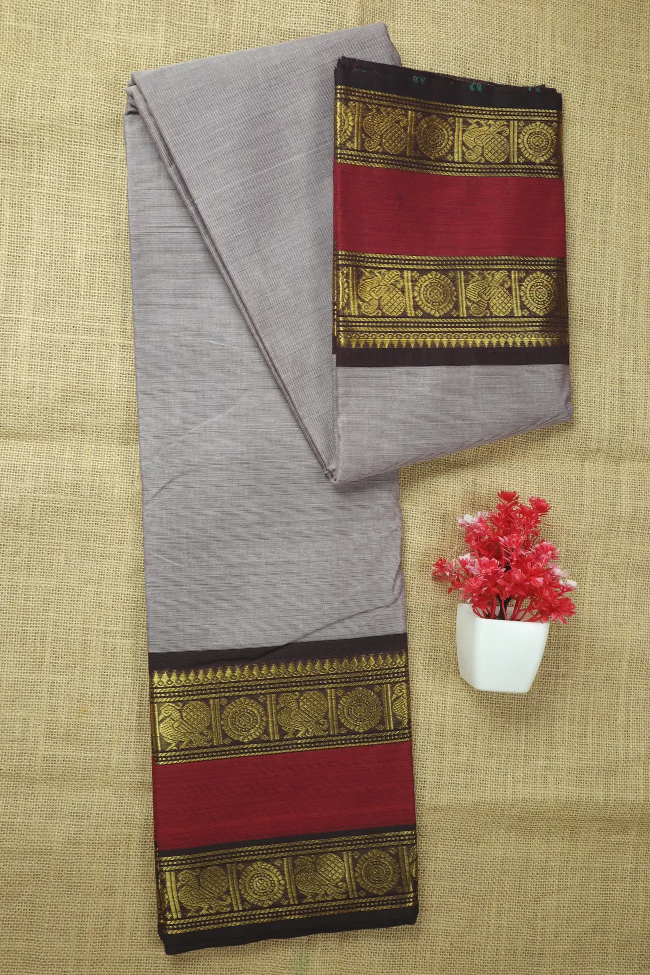 light-gray-peacock-rettai-pettu-ruthratcham-malarkodi-saree-mk008483-a