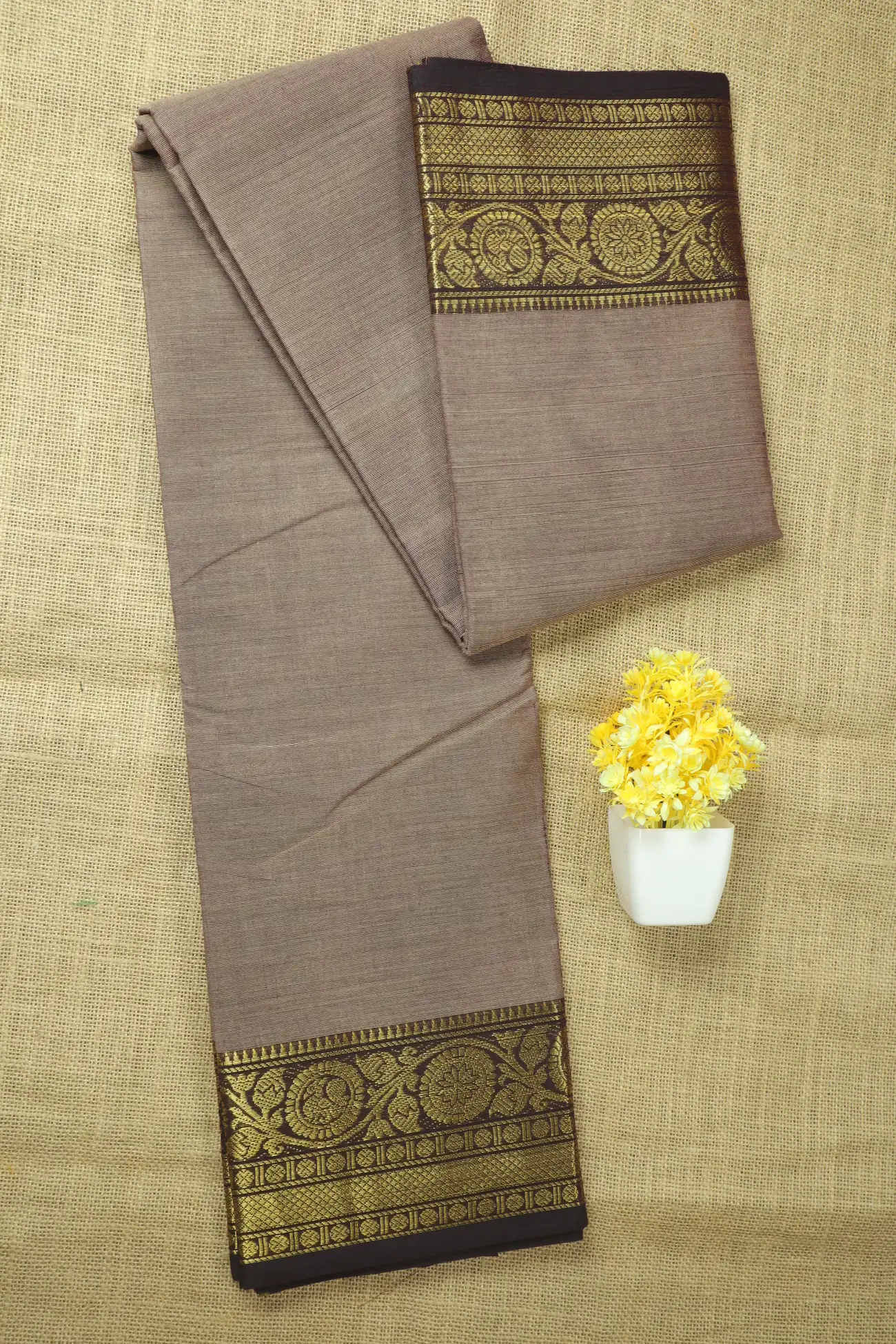 dim-gray-flower-malarkodi-saree-mk008464-a