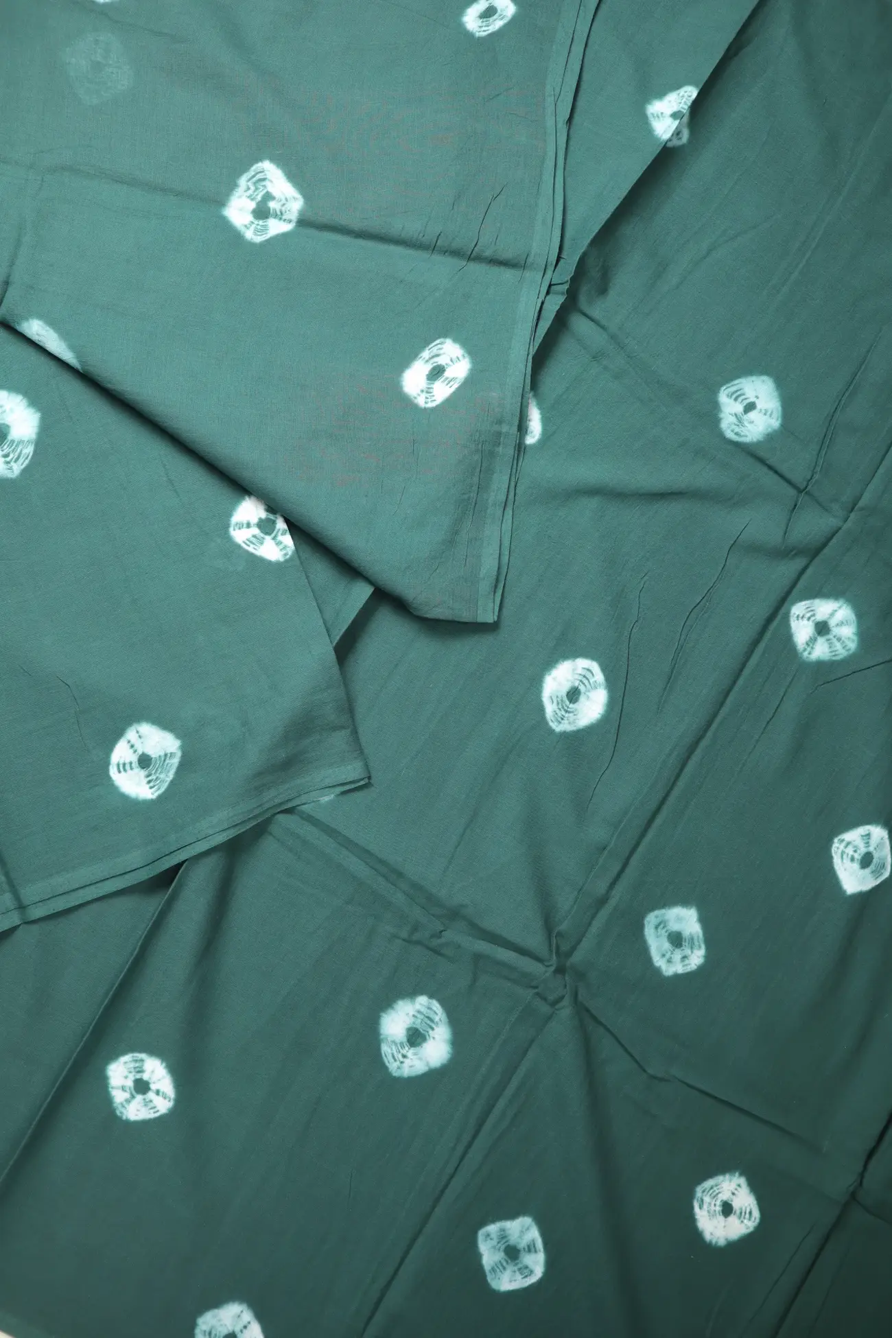 dark-green-batik-mulmul-cotton-saree-mm002006-b