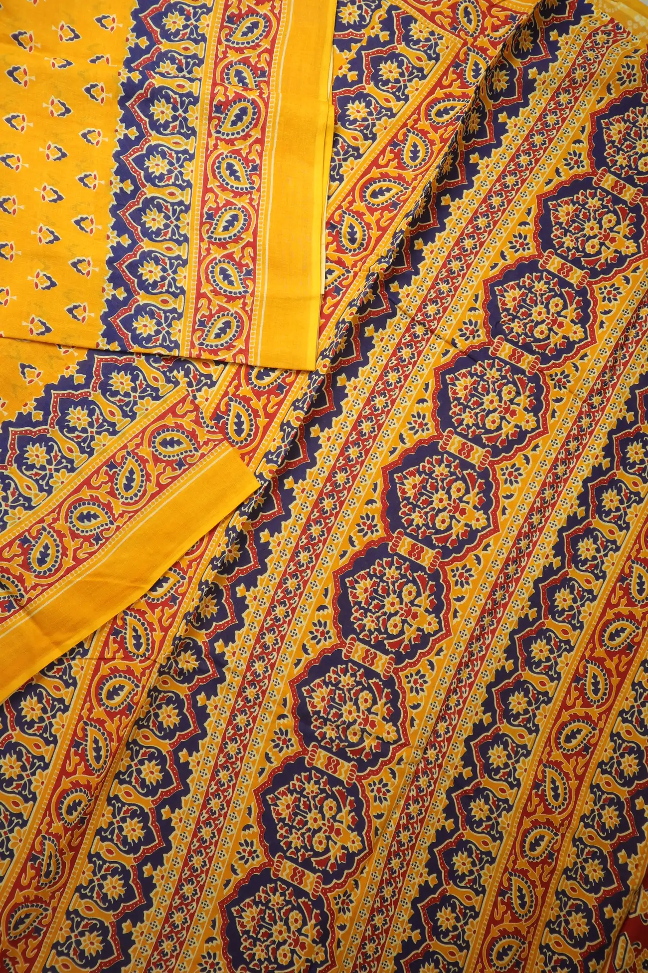 orange-flower-mulmul-cotton-saree-mm001974-b