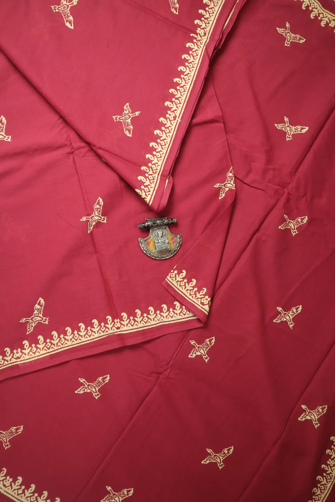 maroon-bird-mulmul-cotton-saree-mm001987-a