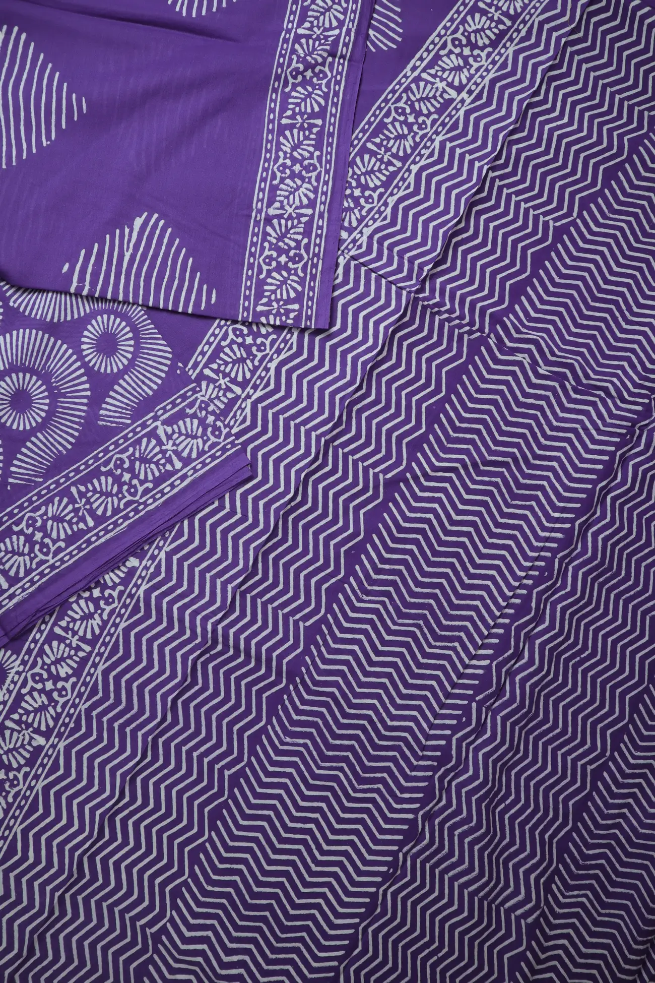dark-violet-flower-mulmul-cotton-saree-mm001998-b