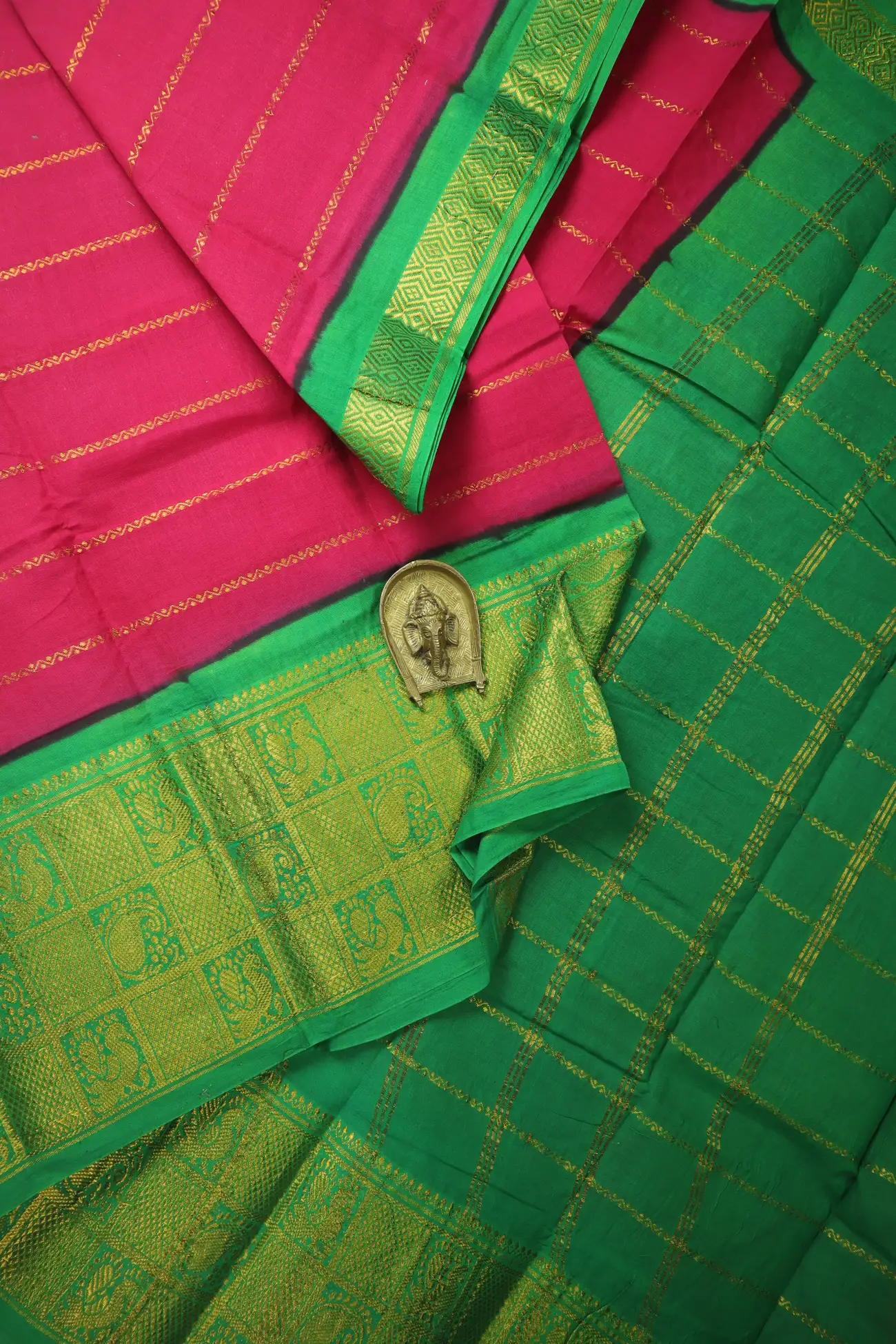 pink-peacock-veldhari-madurai-sungudi-saree-ss006707-a