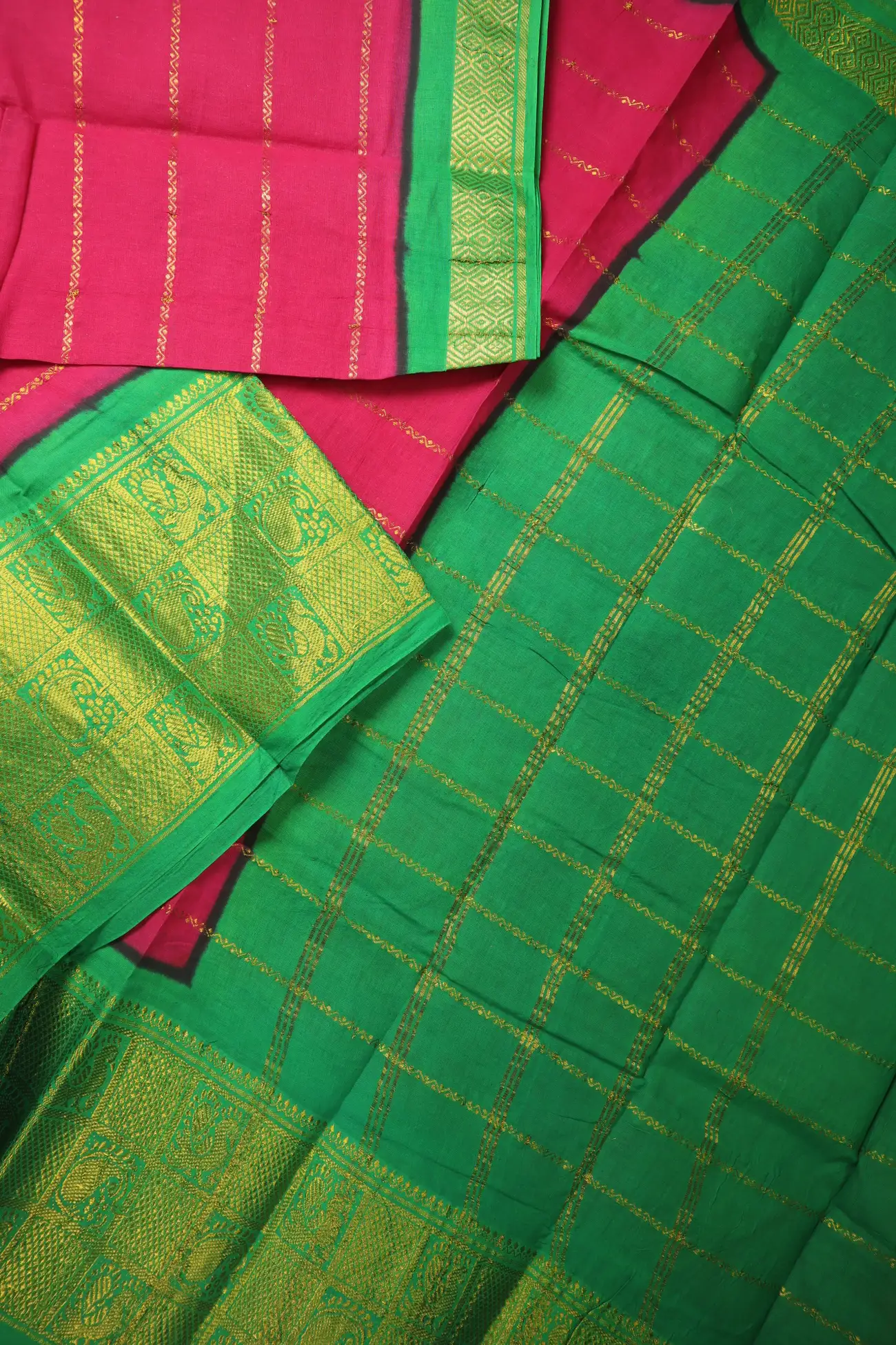 pink-peacock-veldhari-madurai-sungudi-saree-ss006707-b