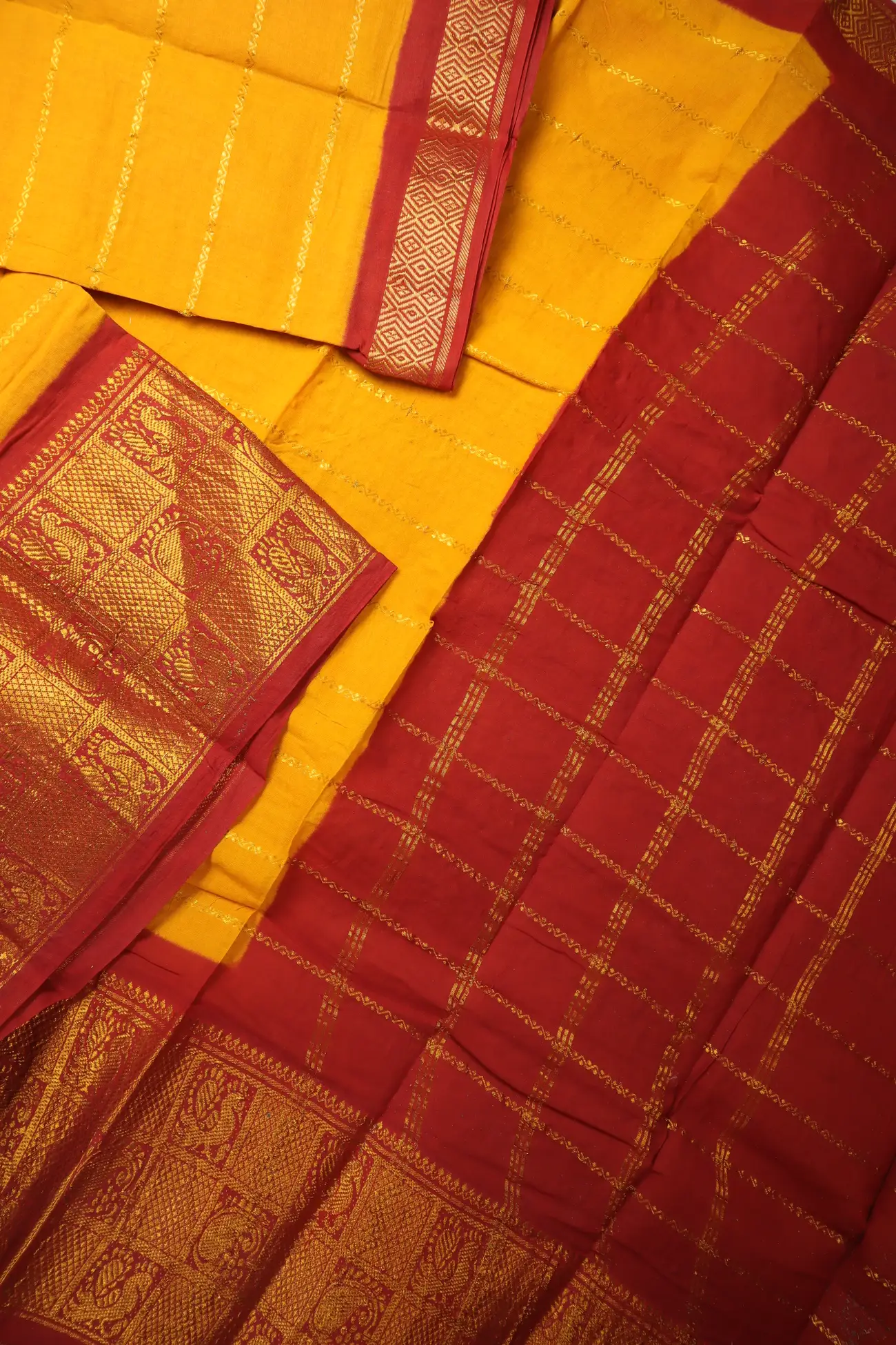 orange-peacock-veldhari-madurai-sungudi-saree-ss006714-b