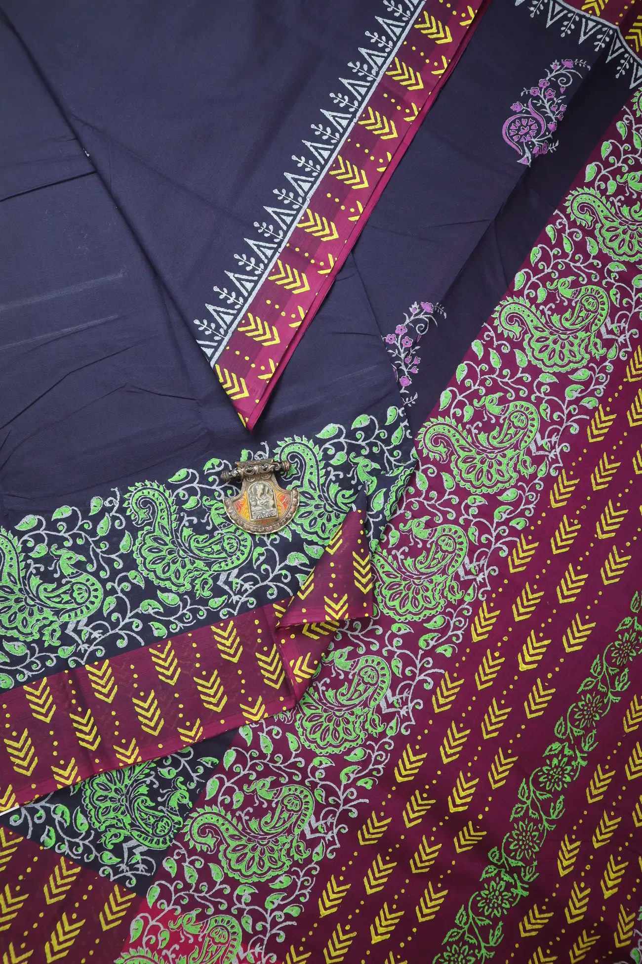navy-peacock-flower-tree-chettinad-printed-saree-gc002980-a