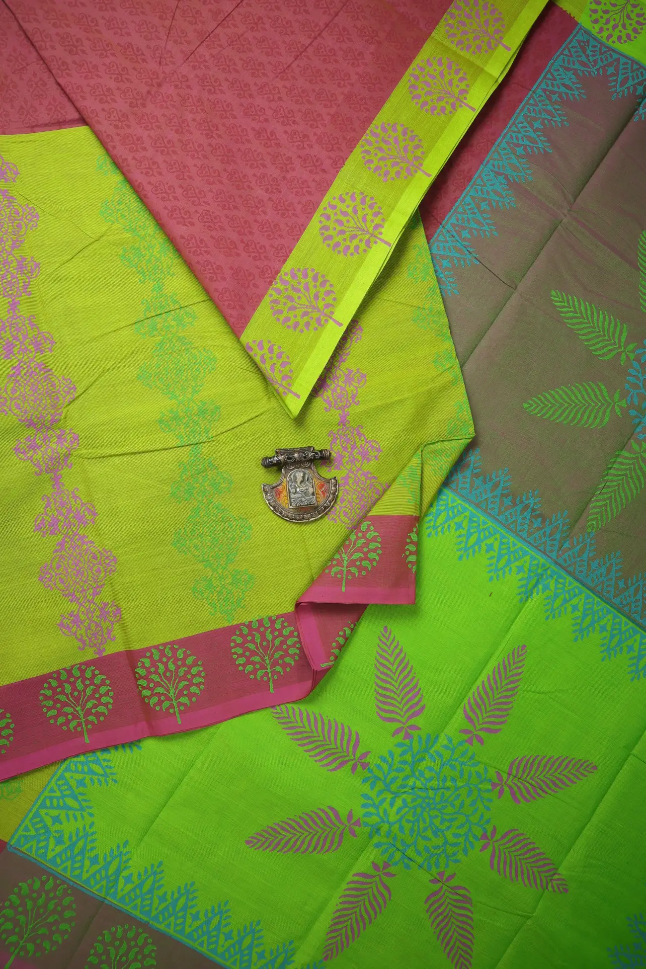 green-tree-flower-chettinad-printed-saree-gc002970-a