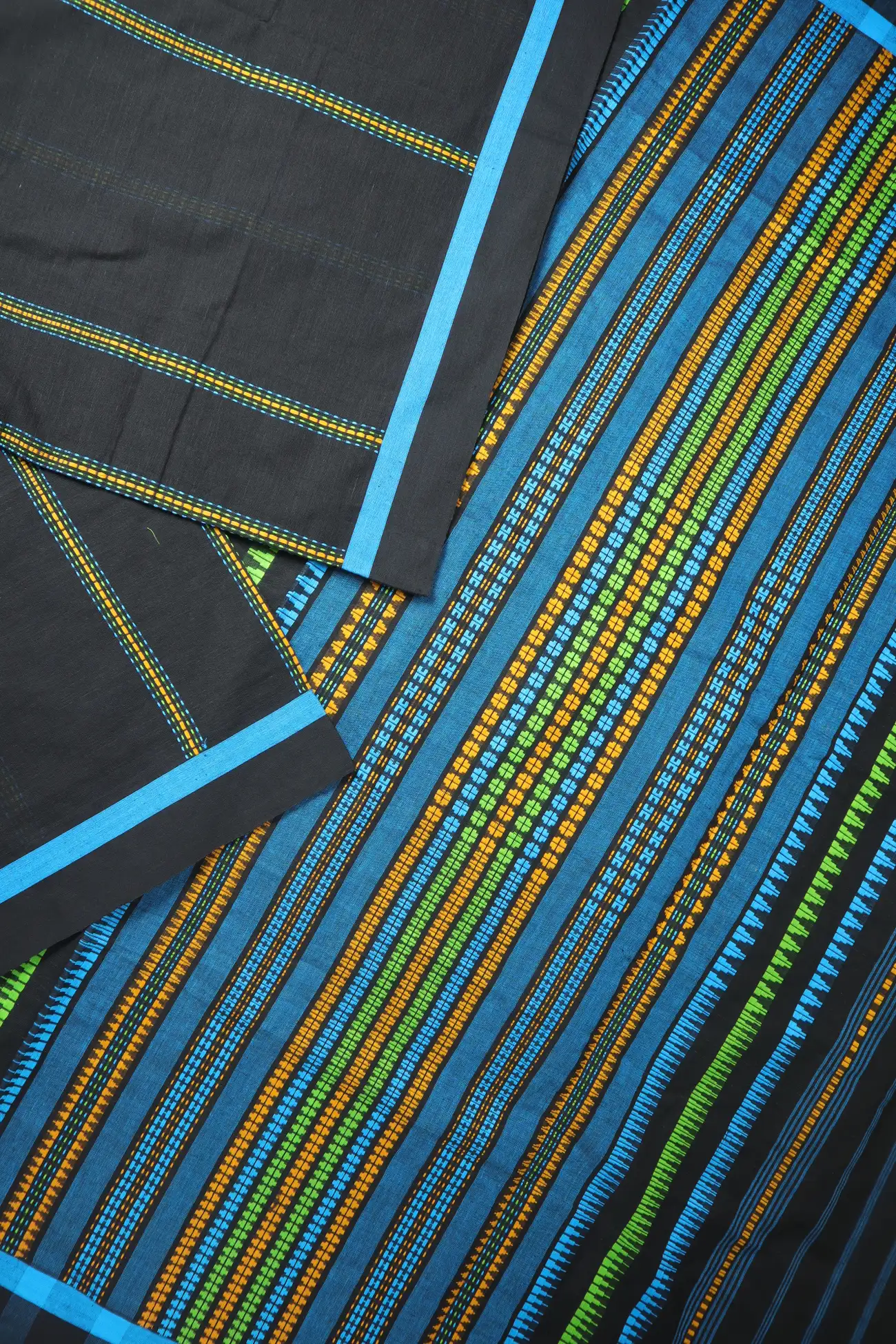 black-vertical-stripes-begumpuri-saree-kv001530-b