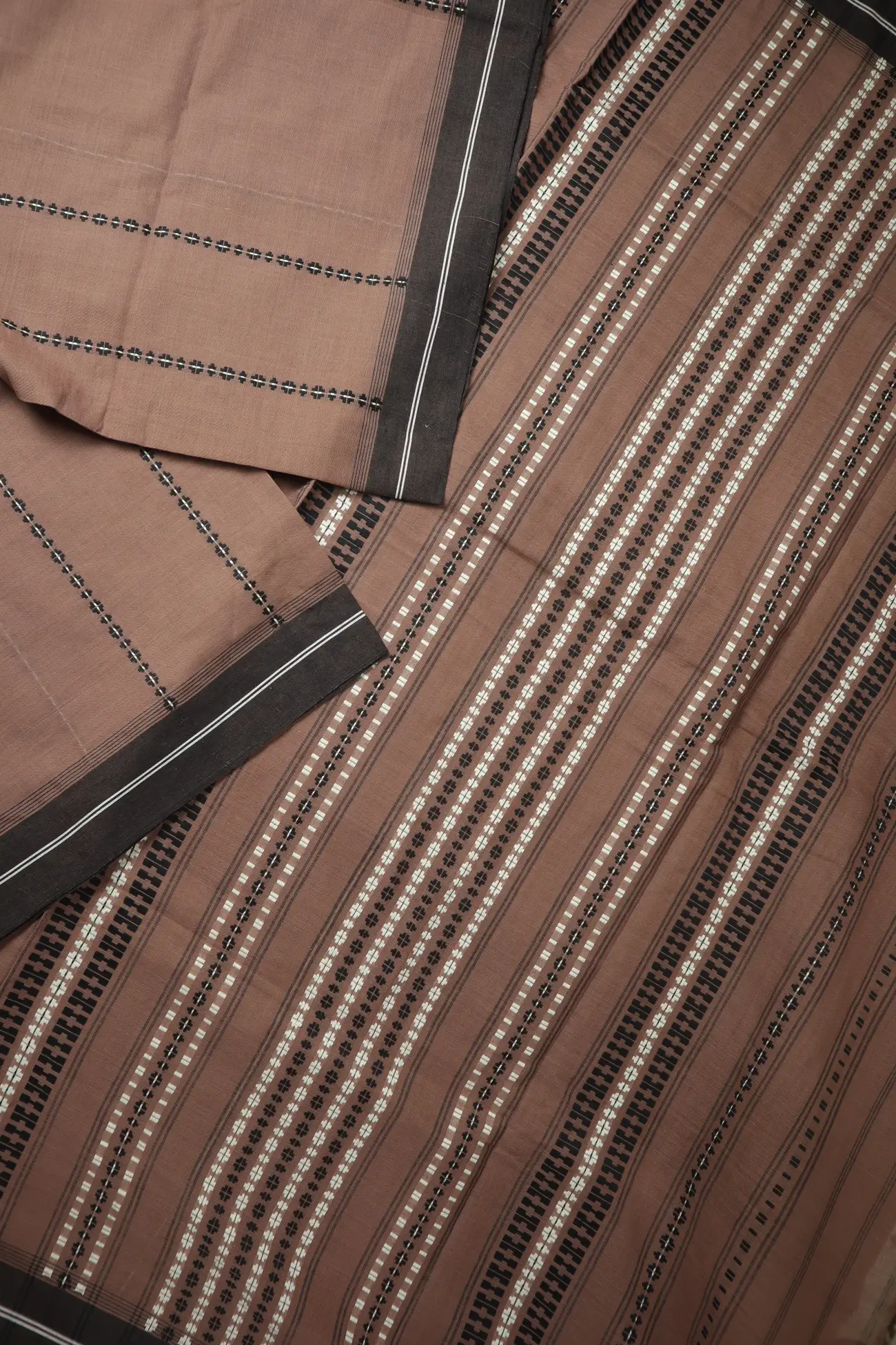 rosy-brown-vertical-stripes-begumpuri-saree-kv001533-b