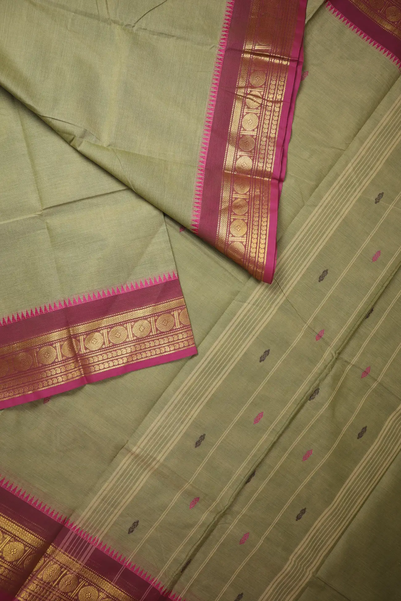 pista-green-ruthratcham-temple-grand-chettinad-saree-gc002957-b