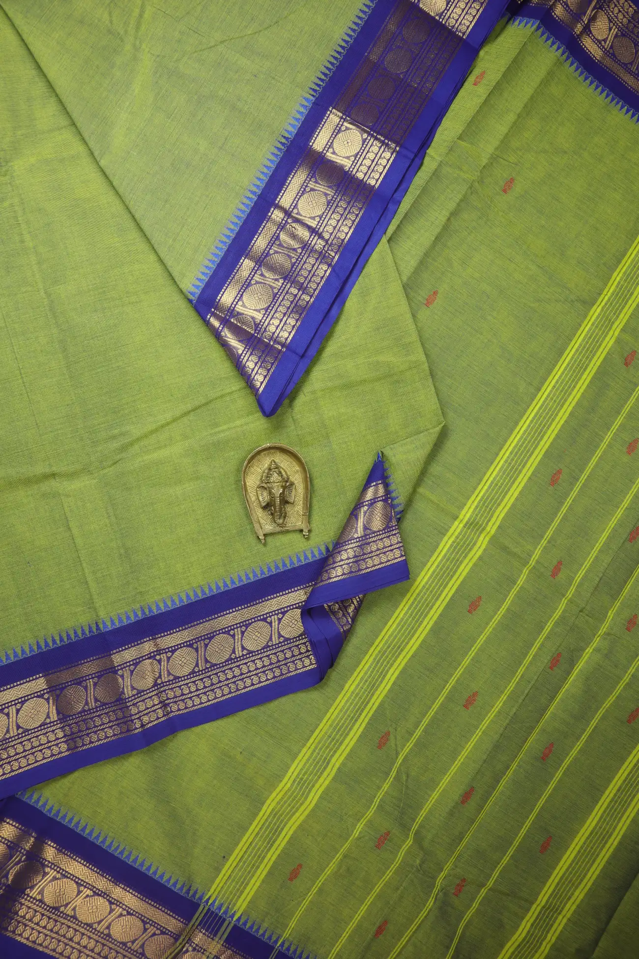 light-green-ruthratcham-temple-grand-chettinad-saree-gc002961-a