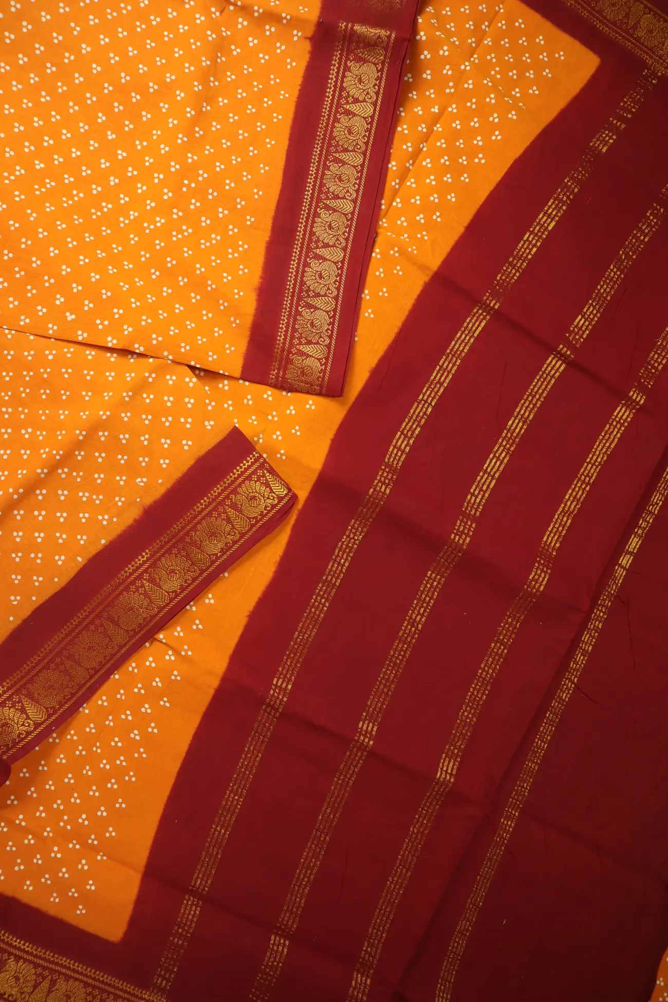 mango-yellow-dots-peacock-madurai-sungudi-saree-ss006648-b