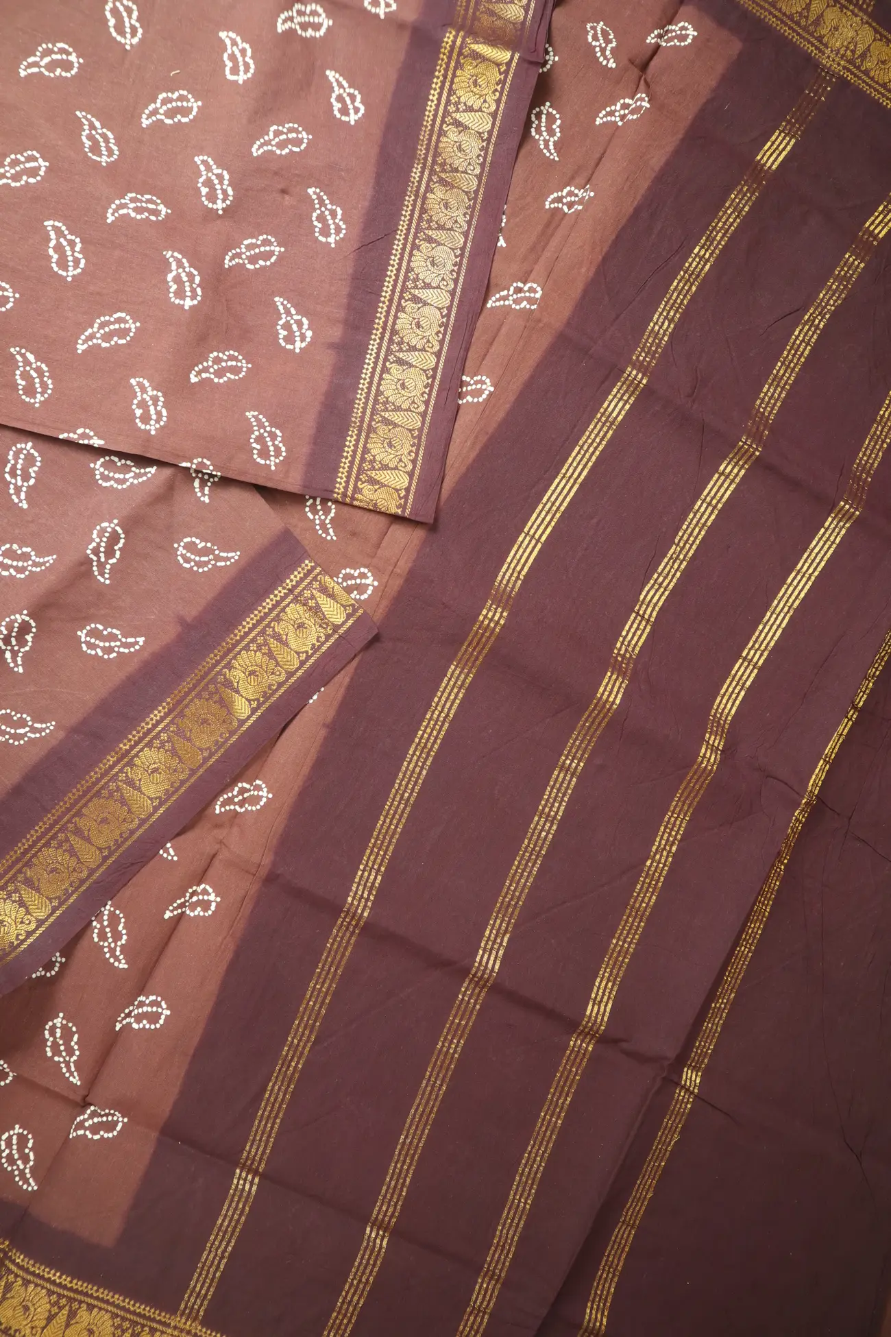 brown-leaf-peacock-madurai-sungudi-saree-ss006695-b