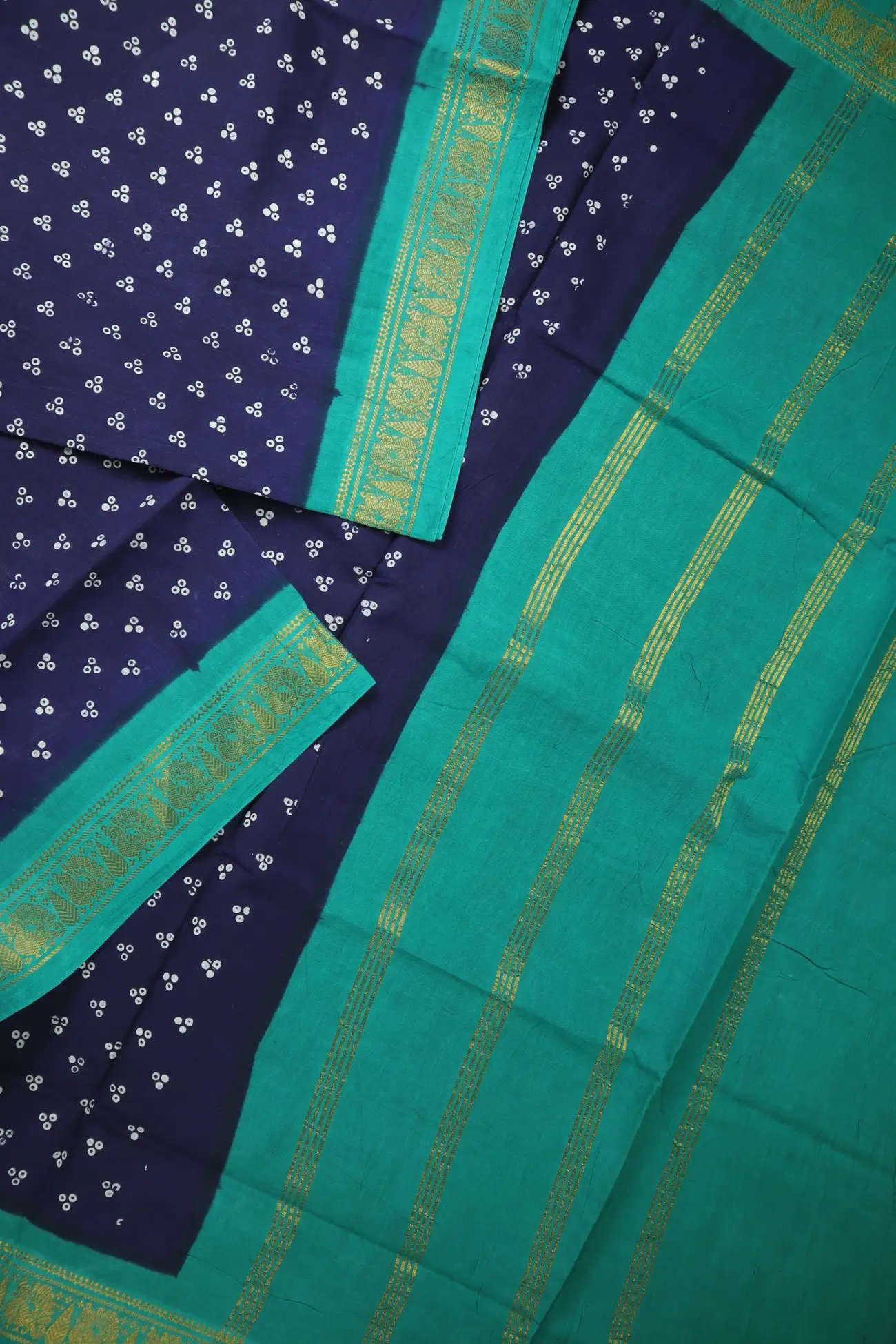 navy-dots-peacock-madurai-sungudi-saree-ss006621-b
