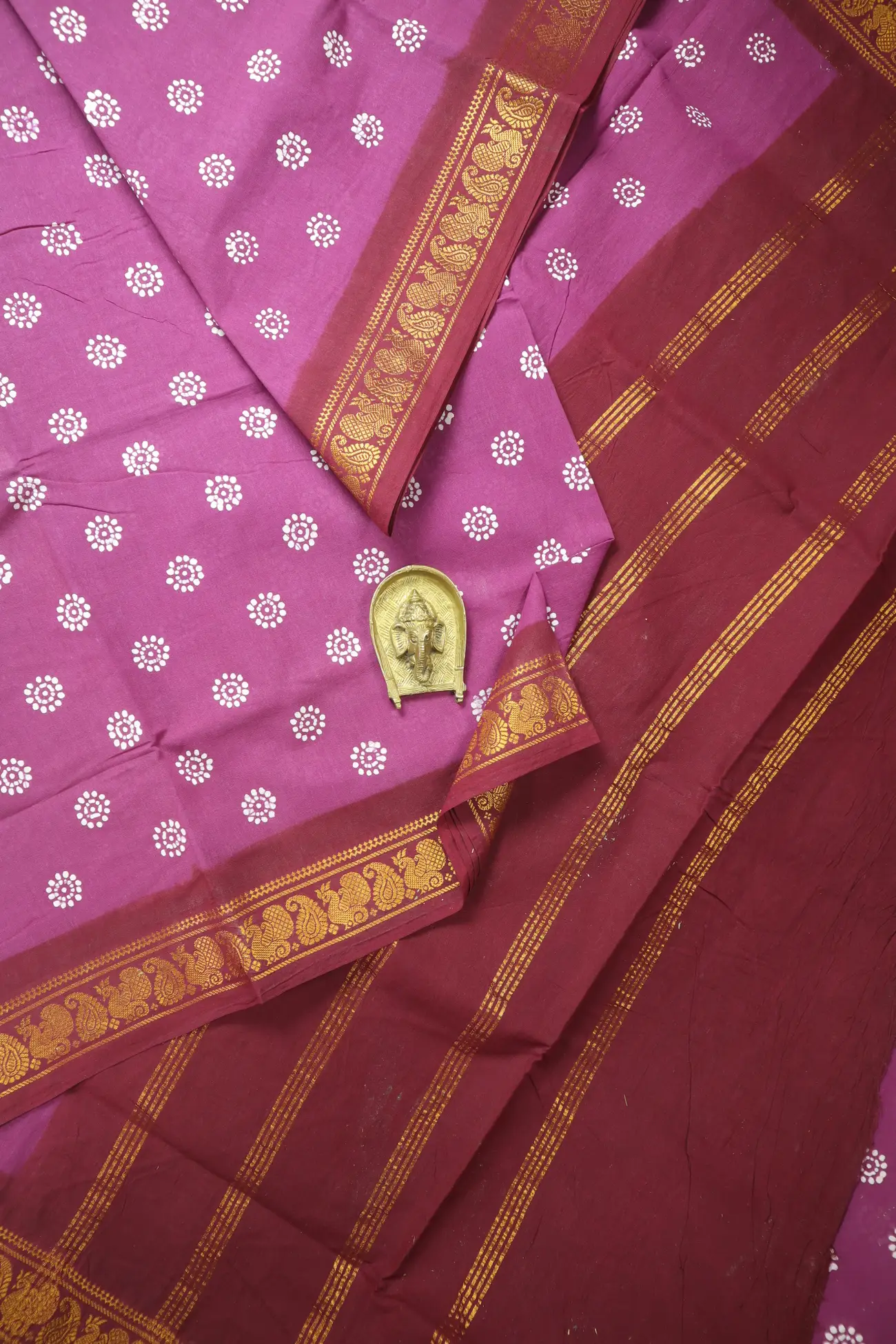 magenta-flower-mango-peacock-madurai-sungudi-saree-ss006627-a